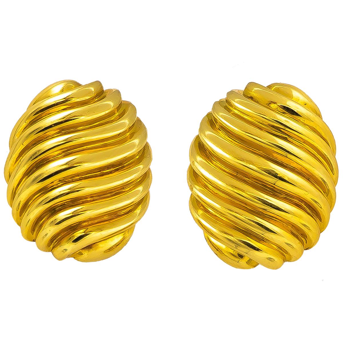 Bvlgari Handmade 18 Karat Gold Earrings