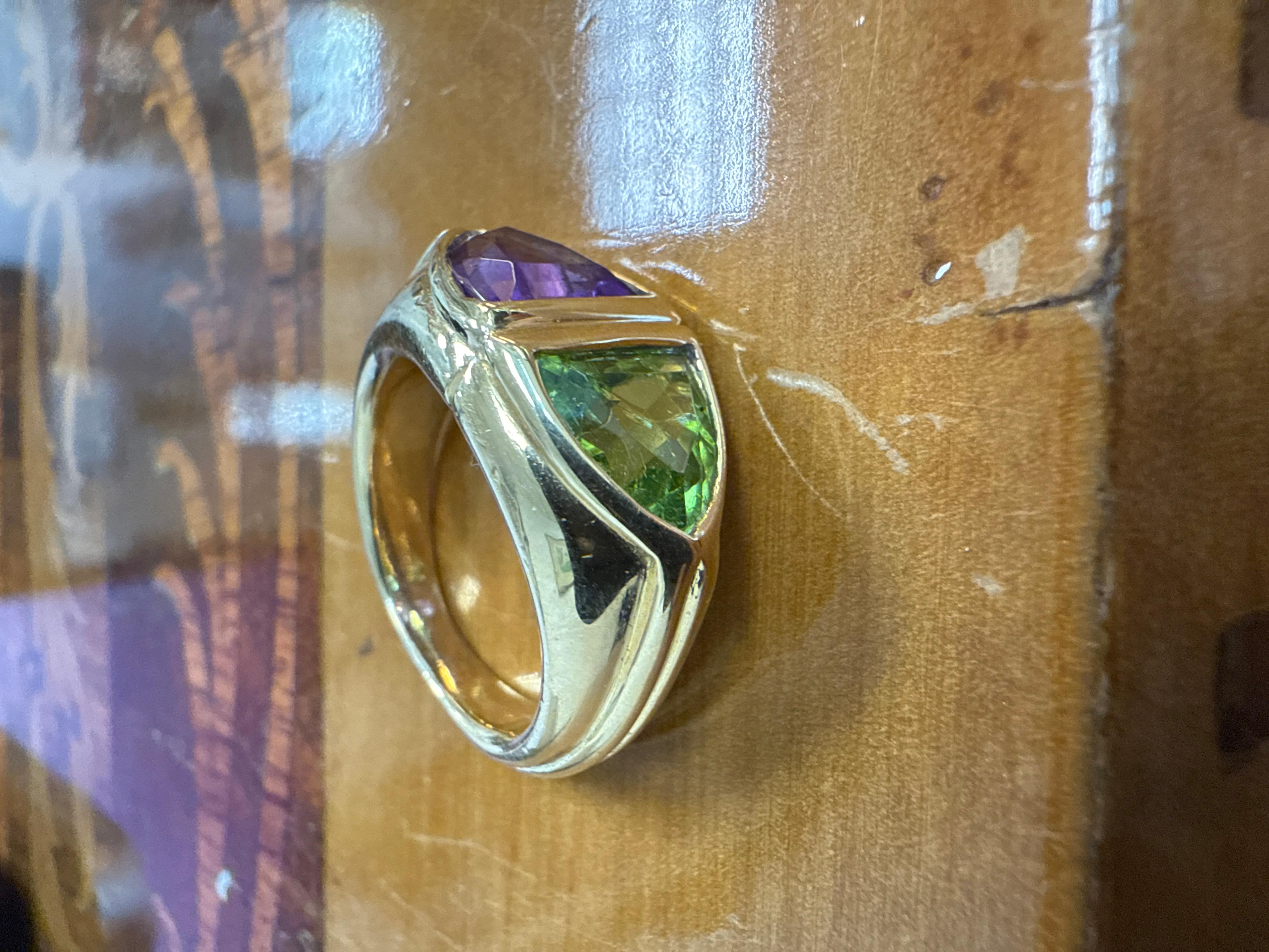 da uomo o donna Anello Cocktail BVLGARI ITALIA in oro giallo 18k, ametista e peridoto 1970s Vintage