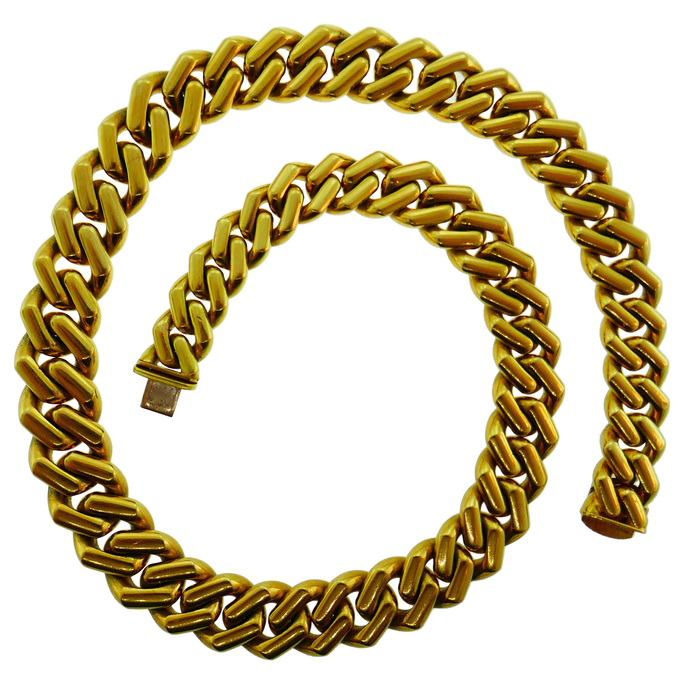 Bvlgari Italy 18k Yellow Gold Curb Link Chain Necklace Vintage circa 1970s Heavy