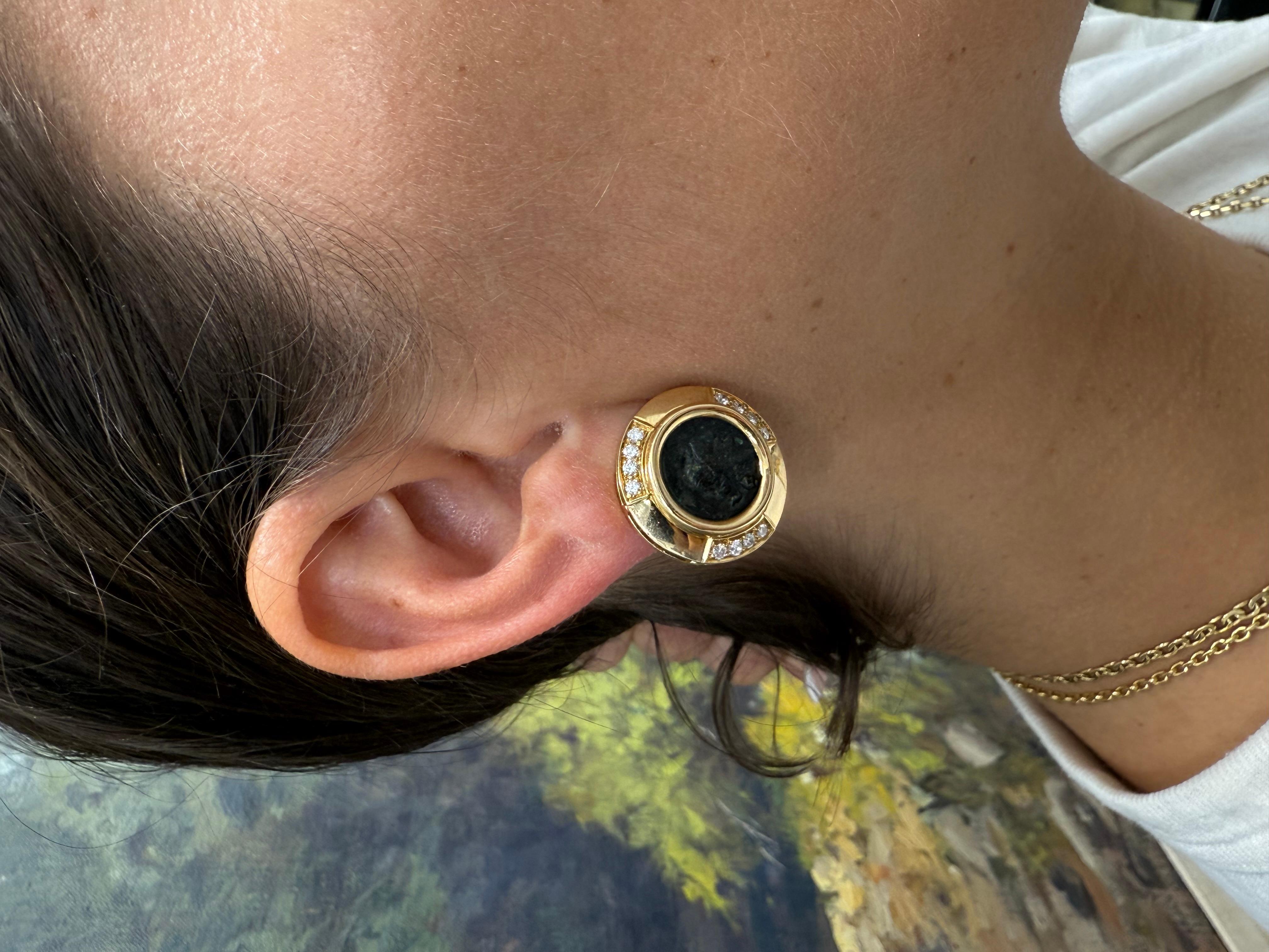 BVLGARI ITALIA Orecchini in oro giallo 18k, diamanti e monete di Monet antica romana 1980 in vendita 3