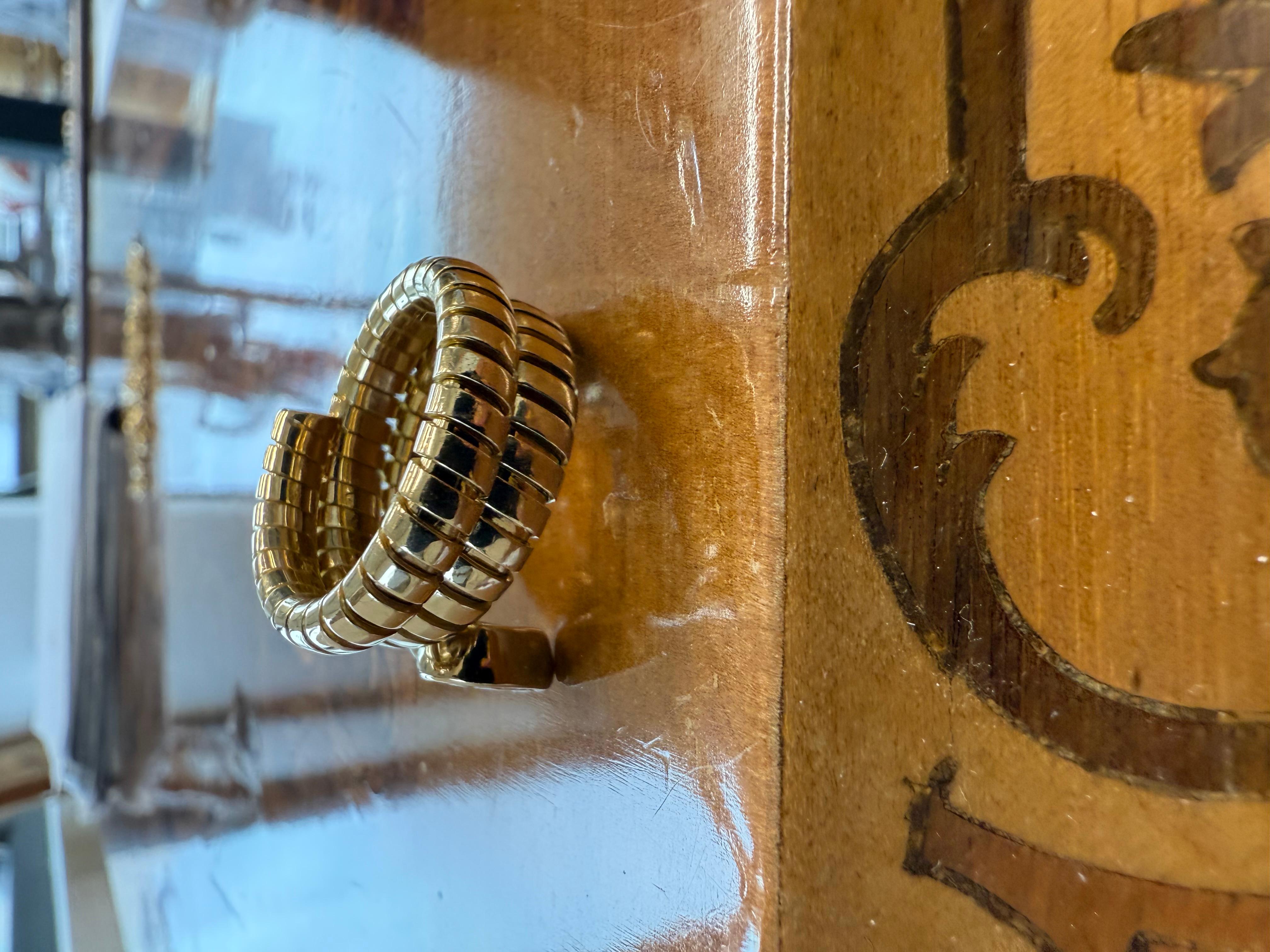 Women's or Men's BVLGARI ITALY 18k Yellow Gold & Diamond Tubogas Snake Ring Vintage 1980s