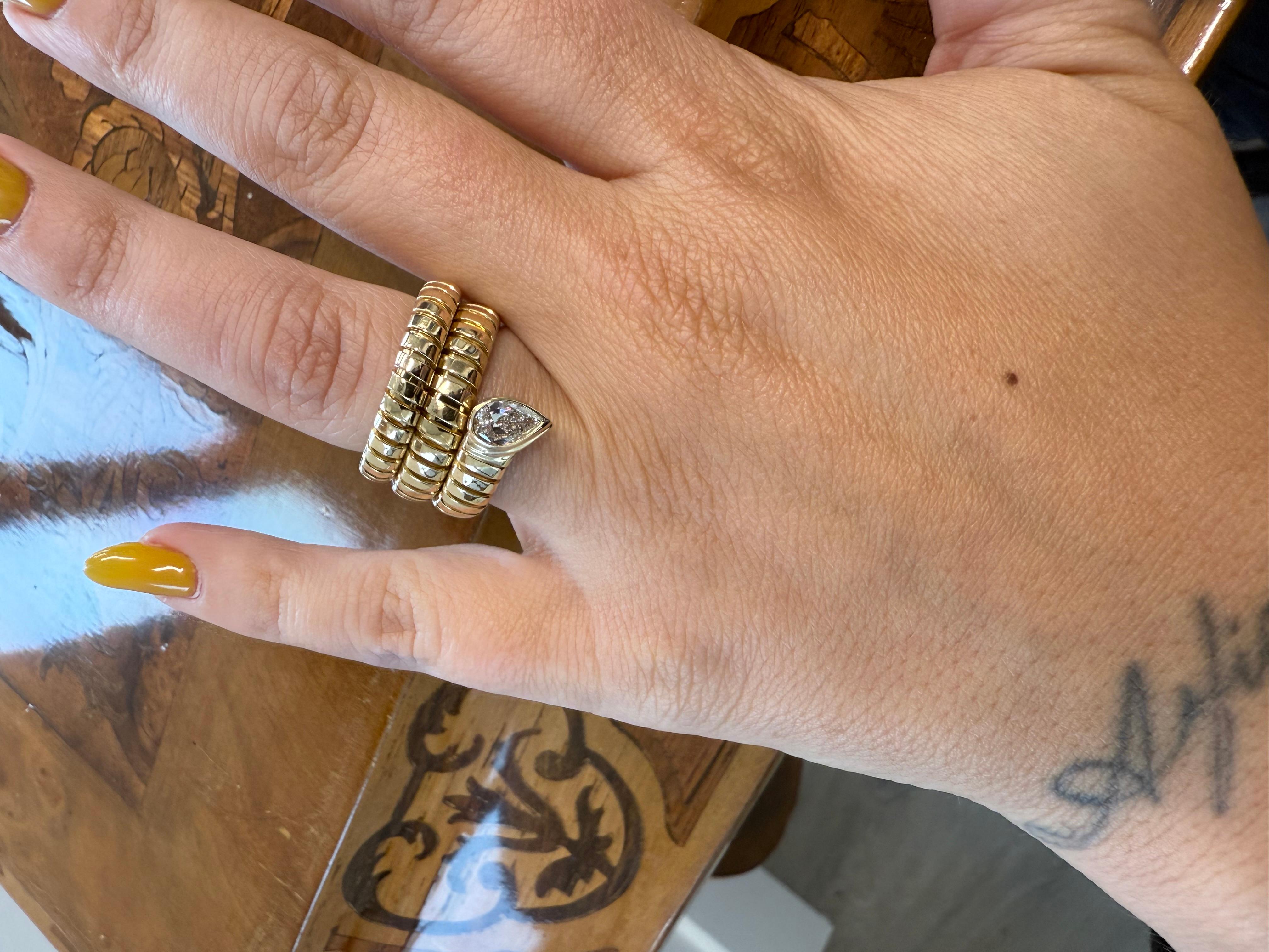 BVLGARI ITALY 18k Yellow Gold & Diamond Tubogas Snake Ring Vintage 1980s 4