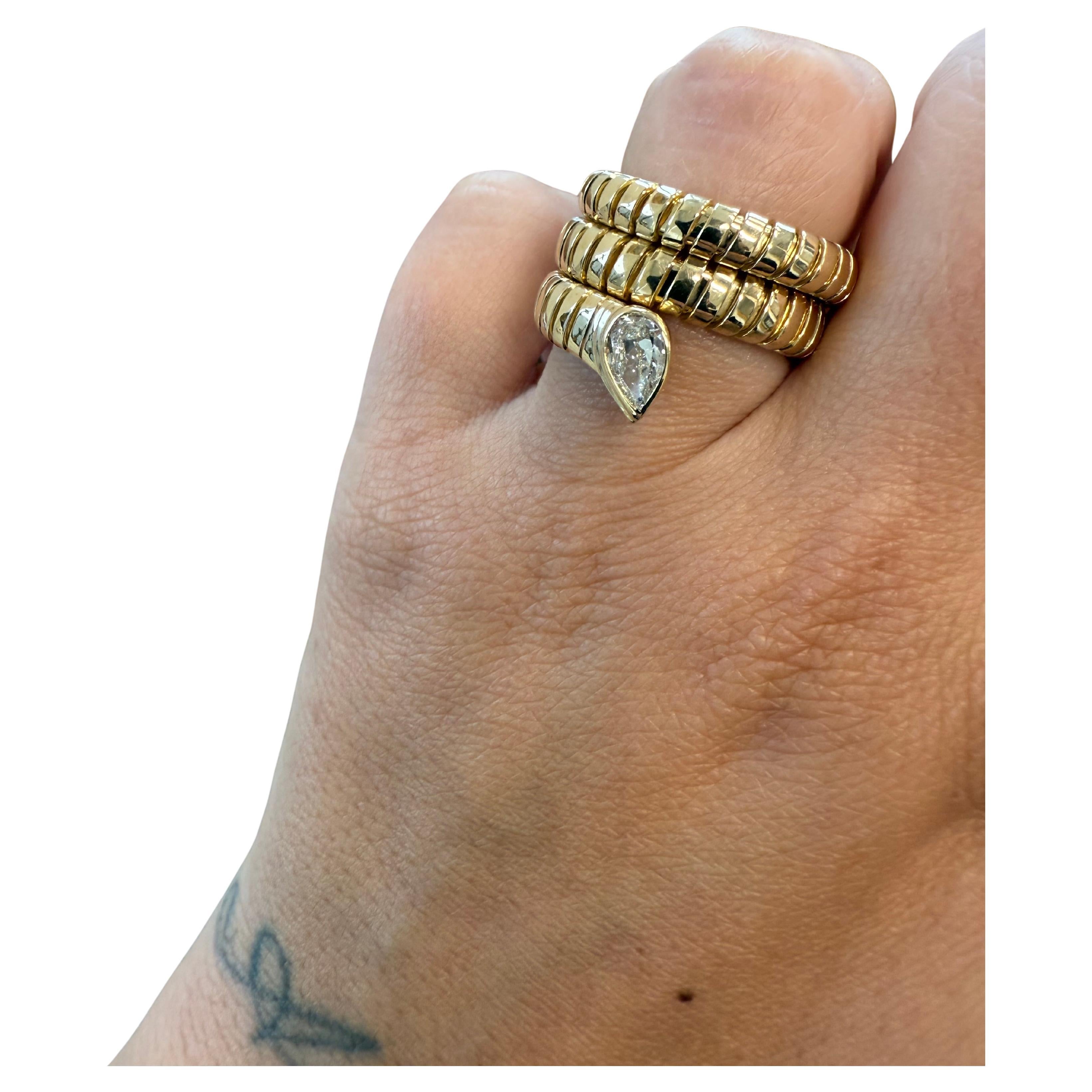 BVLGARI ITALY 18k Yellow Gold & Diamond Tubogas Snake Ring Vintage 1980s
