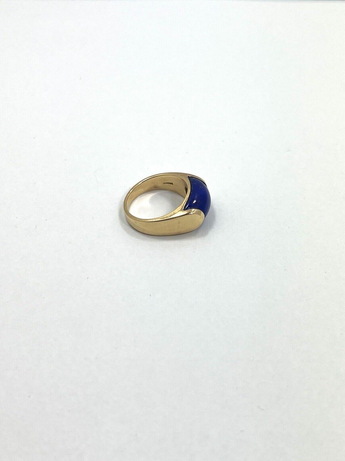 Bvlgari Italy 18 Karat Yellow Gold & Lapis Tronchetto Ring Vintage In Excellent Condition In Beverly Hills, CA