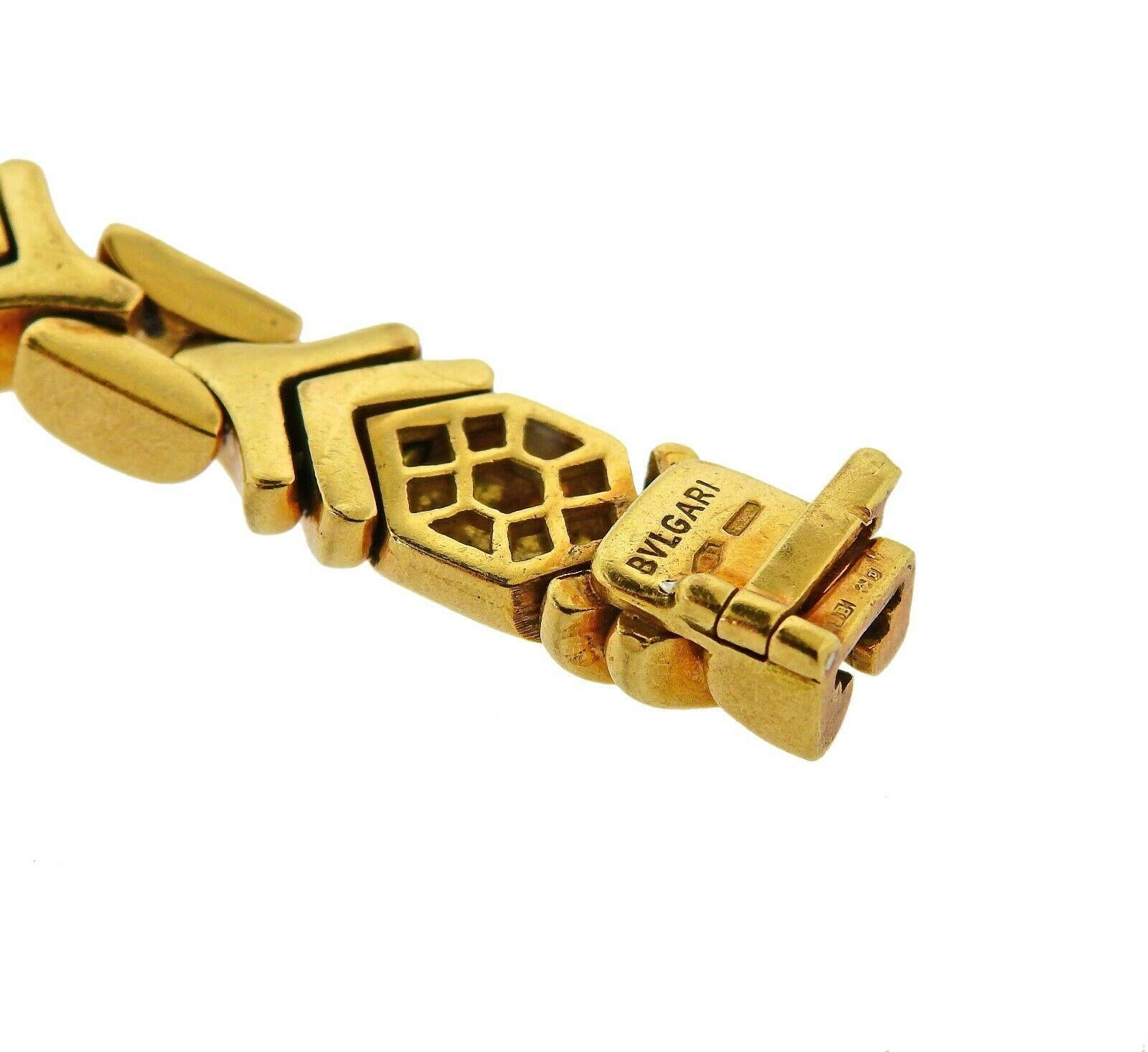 Women's or Men's Bvlgari Italy 18 Karat Yellow Gold Link Bracelet Vintage, circa 1980s