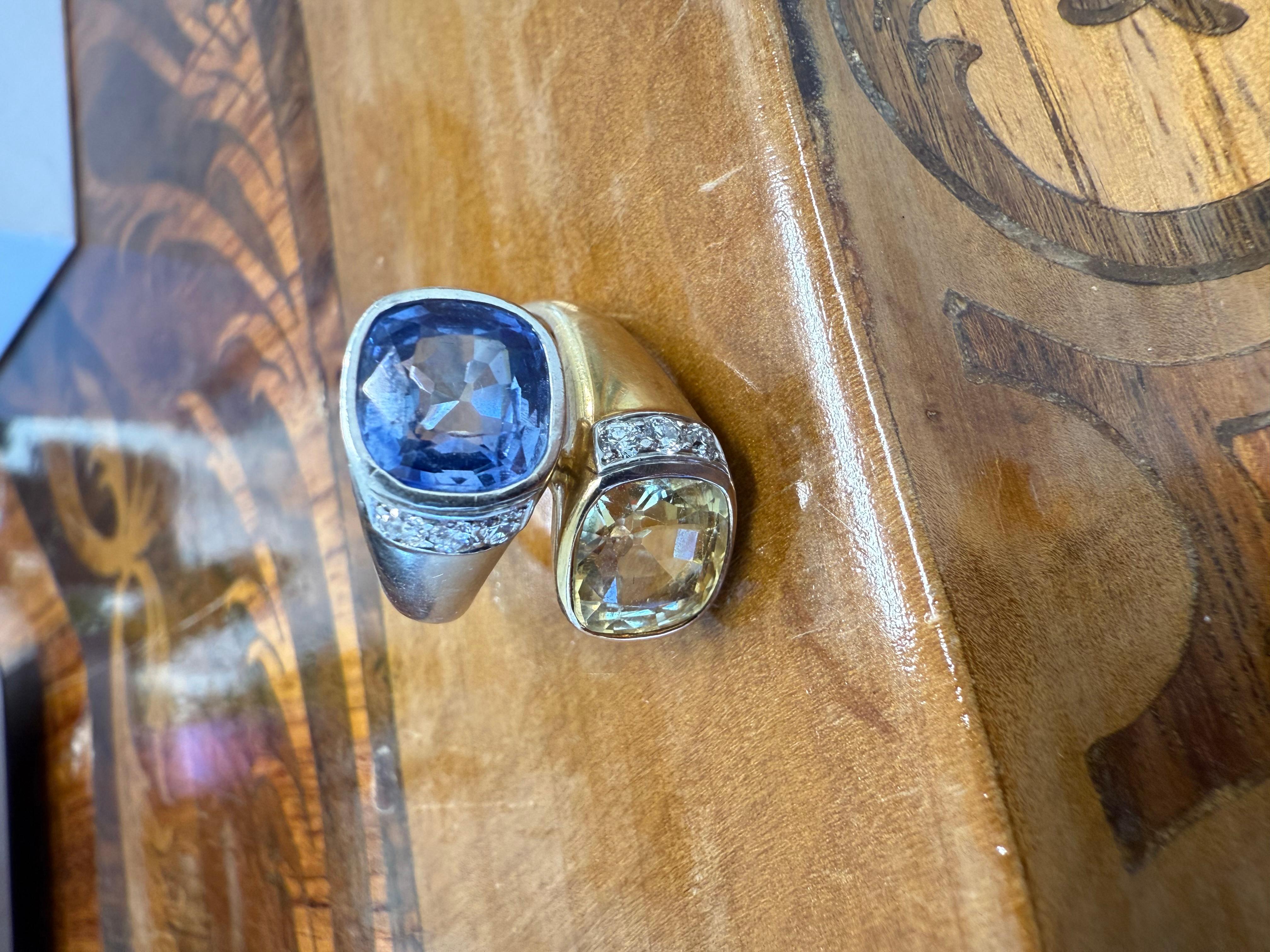 BVLGARI ITALY 18k Yellow Gold, Platinum, Diamond & Yellow and Blue Sapphire Ring For Sale 2