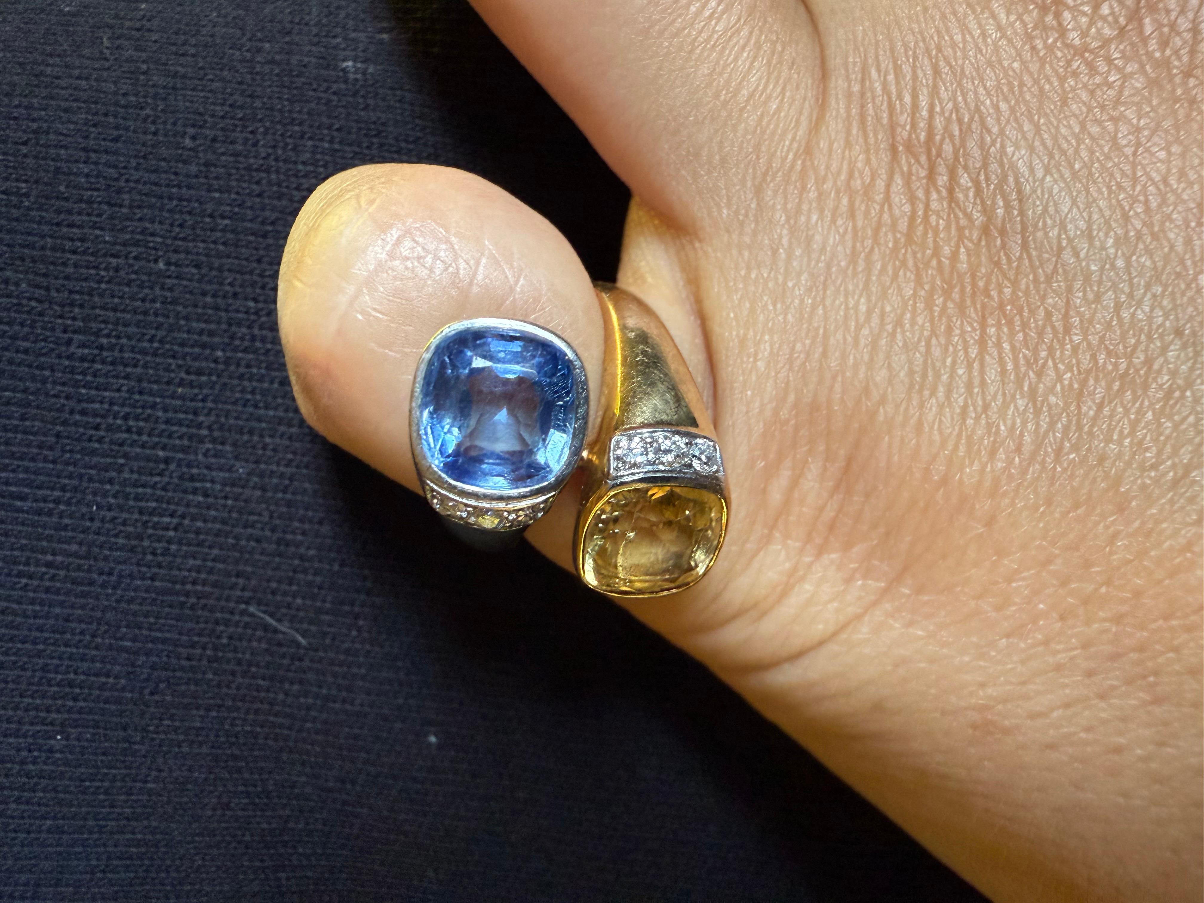 BVLGARI ITALY 18k Yellow Gold, Platinum, Diamond & Yellow and Blue Sapphire Ring For Sale 3