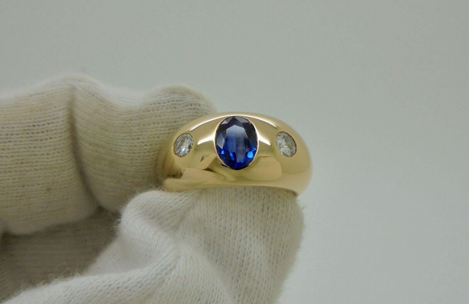 BVLGARI ITALY 18k Yellow Gold, Sapphire & Diamond Three Stone Ring Vintage w/Box In Excellent Condition For Sale In Beverly Hills, CA