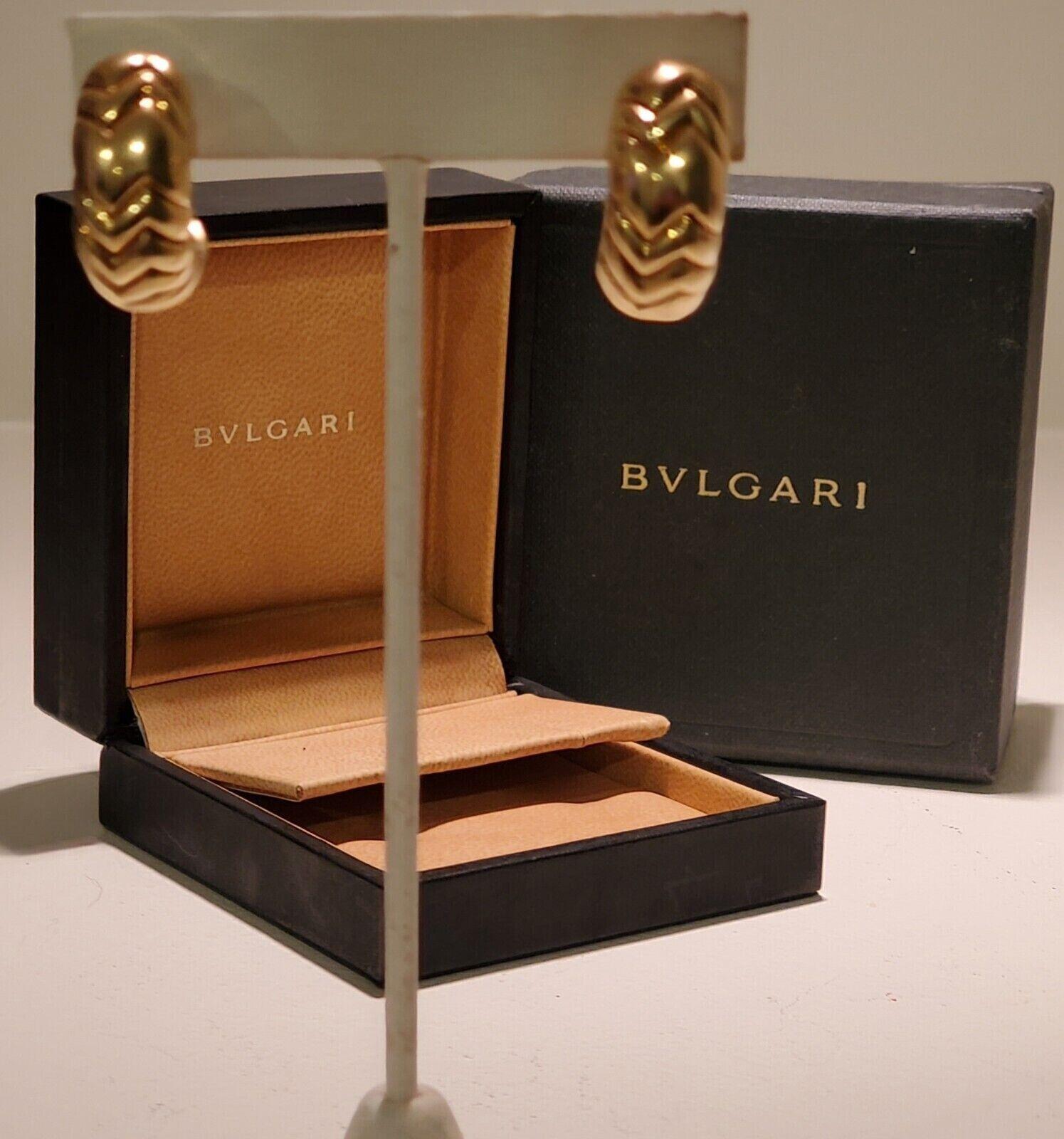 Women's or Men's BVLGARI ITALY 18k Yellow Gold Spiga Collection Earrings w/Box Circa 1980s