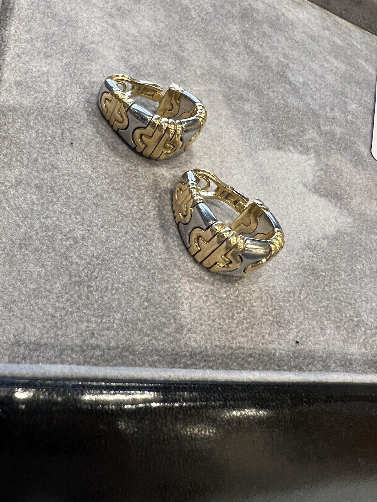 BVLGARI ITALY 18k Yellow Gold & Stainless Steel PARENTESI Hoop Earrings Clip On In Excellent Condition For Sale In Beverly Hills, CA