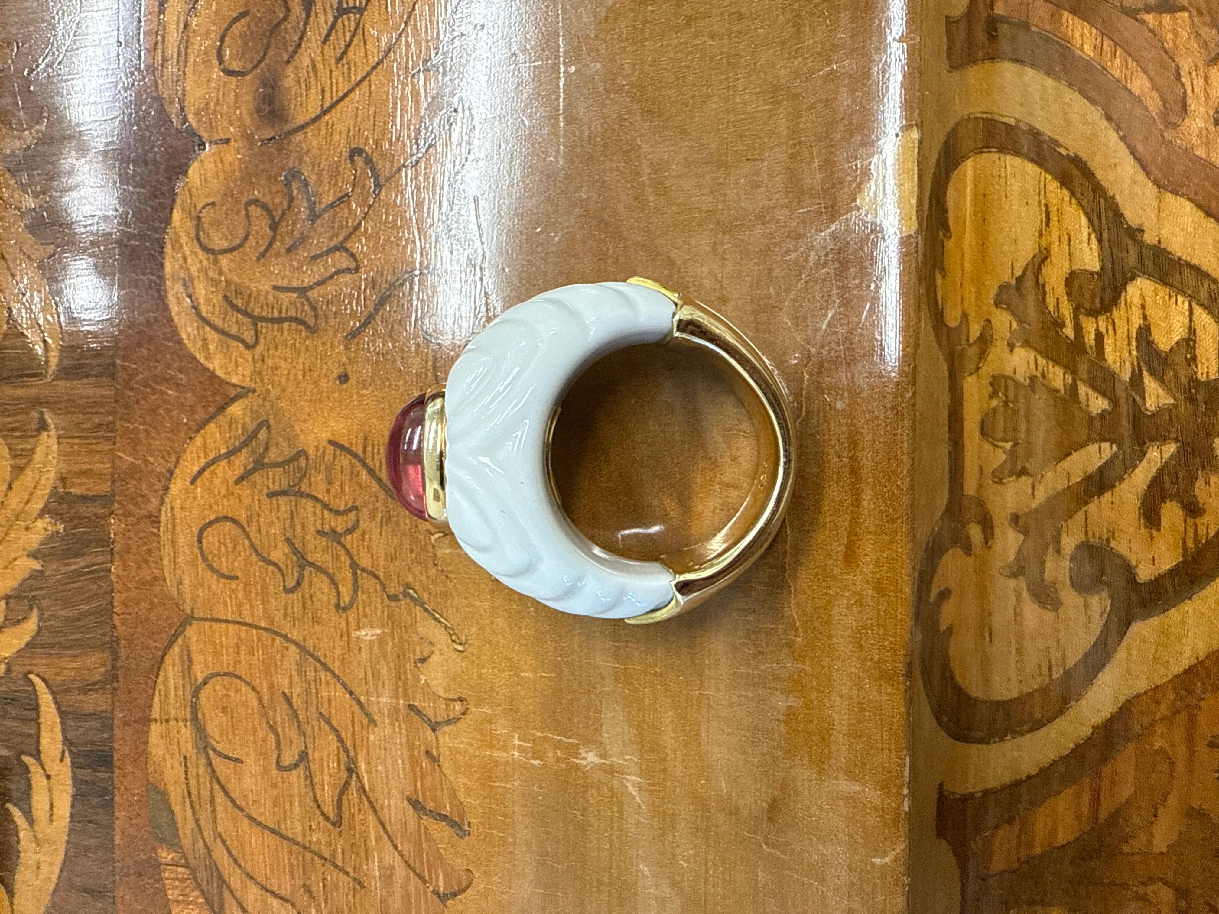 Bvlgari Italy 18k Yellow Gold, Ceramic 
& Tourmaline Chandra Collection Cocktail Ring 1980s Vintage



Here is your chance to purchase a beautiful and highly collectible designer ring.  


Details:

• Maker: Bulgari, Chandra Collection

• Metal: 18K