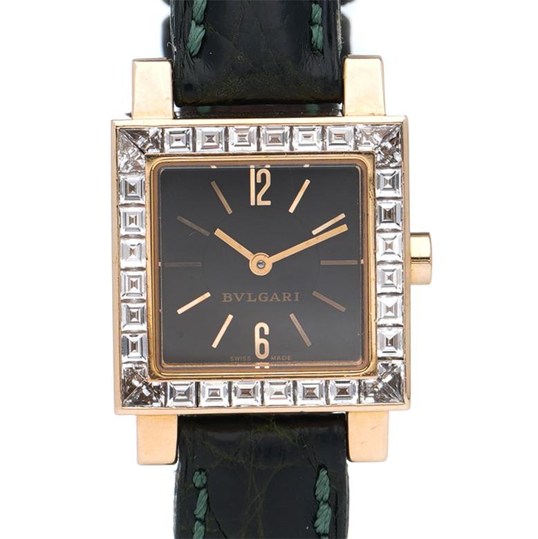 Bvlgari Damen 18kt. Quadrato-Armbanduhr aus Gelbgold und 1,60 Karat Diamanten im Diamantschliff (Baguetteschliff) im Angebot