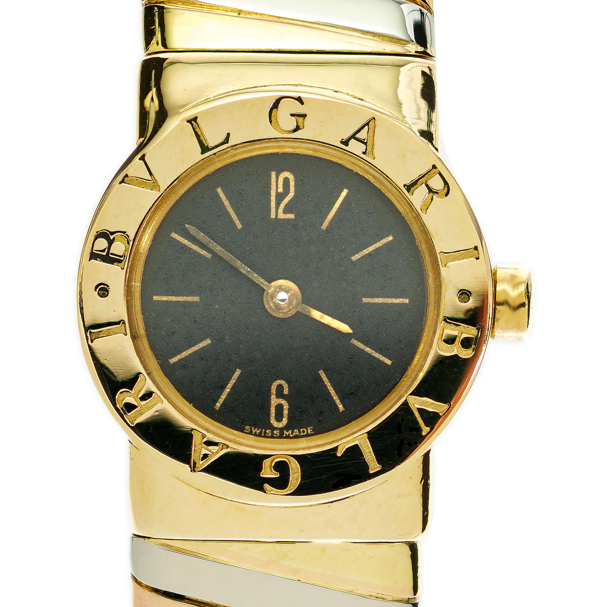 Bvlgari lady's 18k three-color gold Tubogas bangle watch, with quartz movement, 18k, yellow, white and rose gold. circa 1990s.

63.2 grams
Fits a standard 6 1/2 to 7 inch wrist
Width without crown: 19.1mm
Band width at case: 13.62mm
Case thickness: