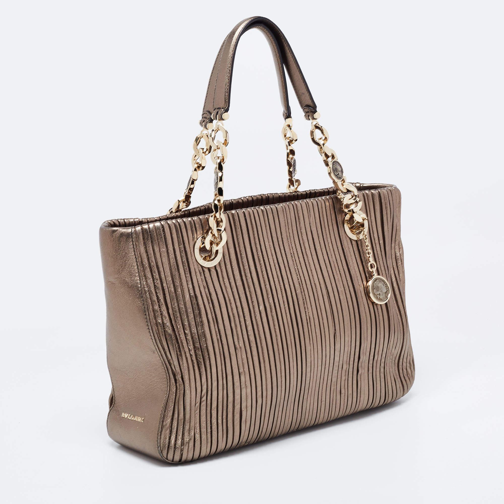 Bvlgari Metallic Leather Monte Chain Shopper Tote In Good Condition In Dubai, Al Qouz 2