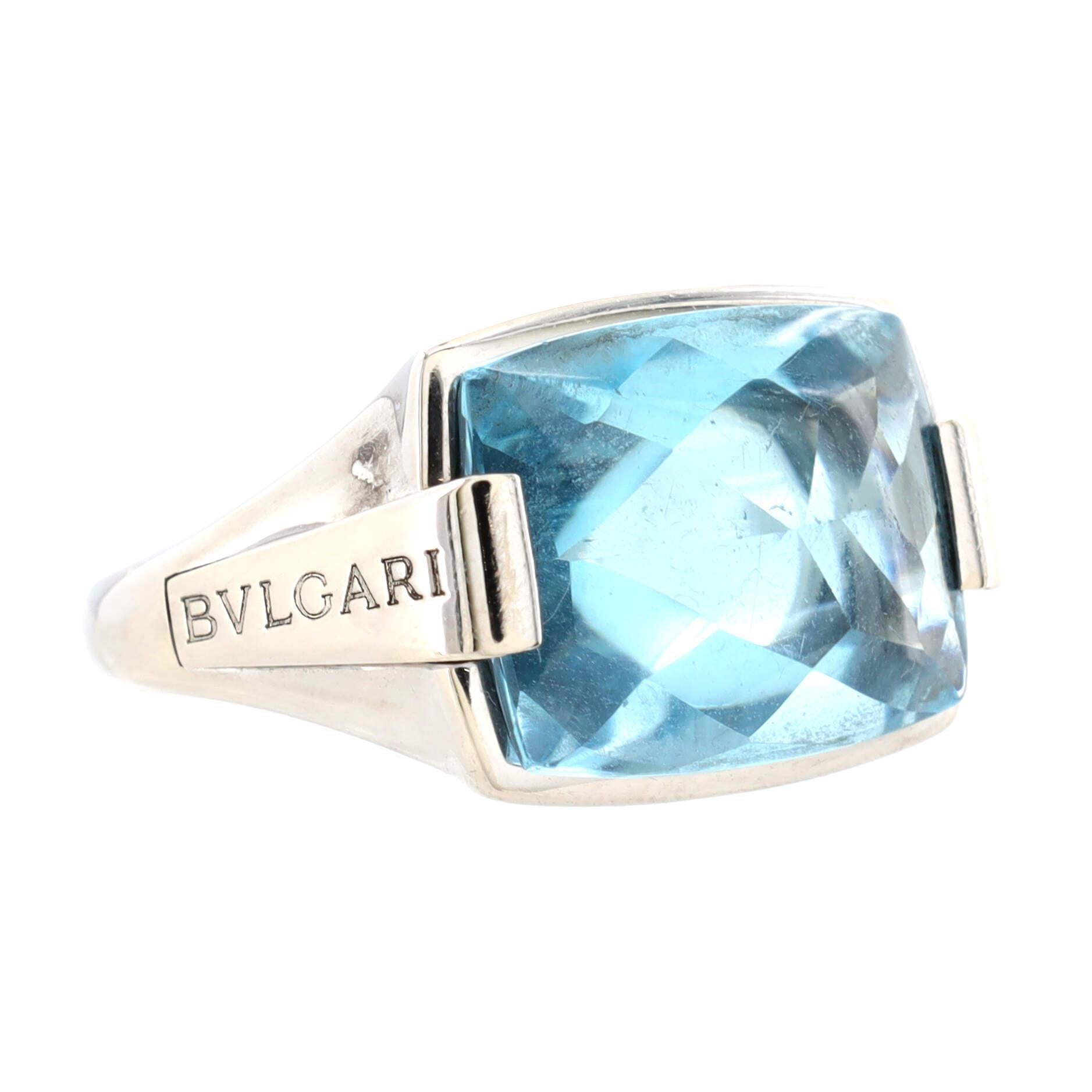 Bvlgari Metropolis Ring 18k White Gold and Blue Topaz In Good Condition In New York, NY