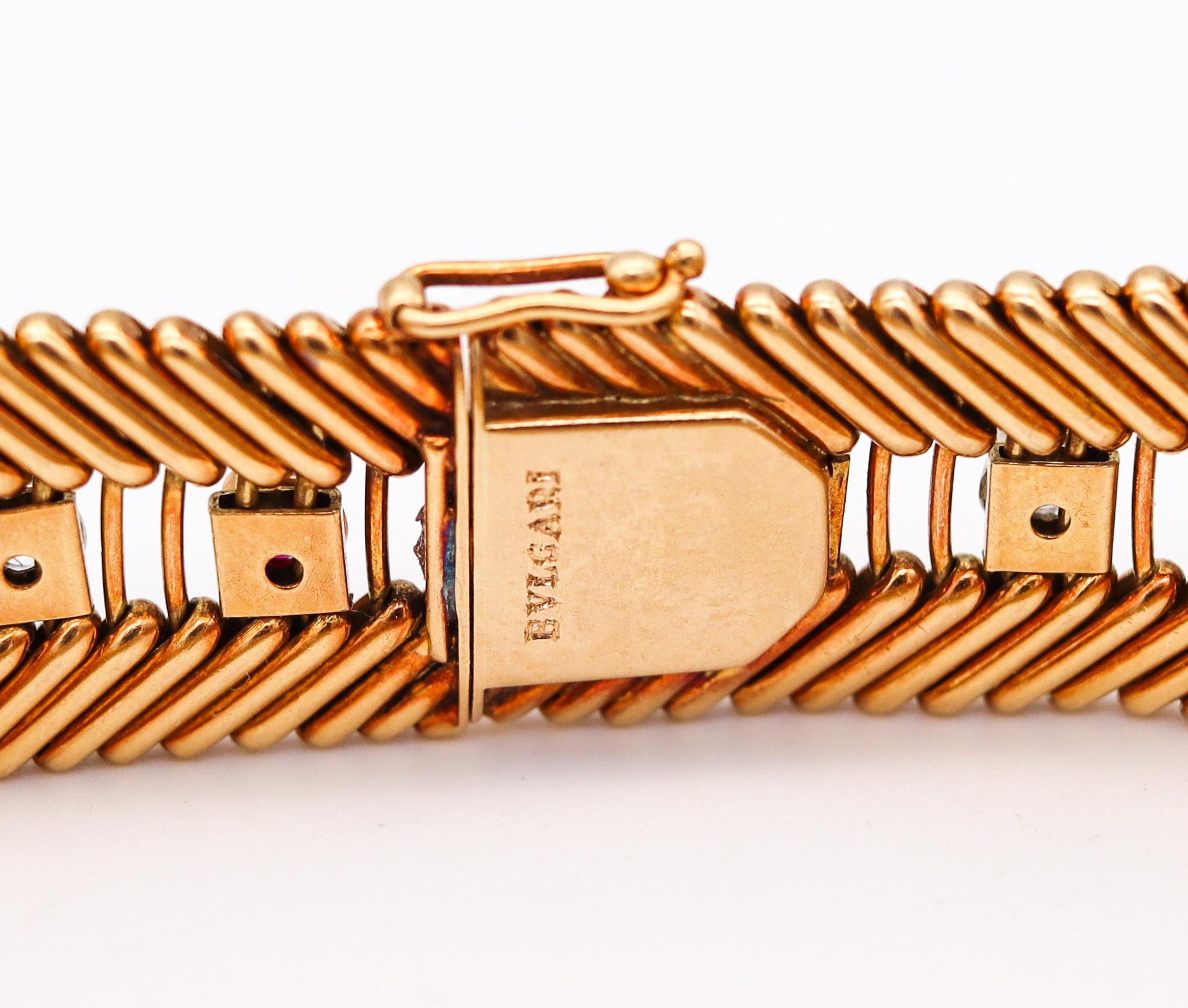 Bvlgari Milano 1950 Armband aus 18 Karat Gold mit 5,42 Gesamtkaratgewicht in Rubinen und Diamanten im Zustand „Hervorragend“ im Angebot in Miami, FL