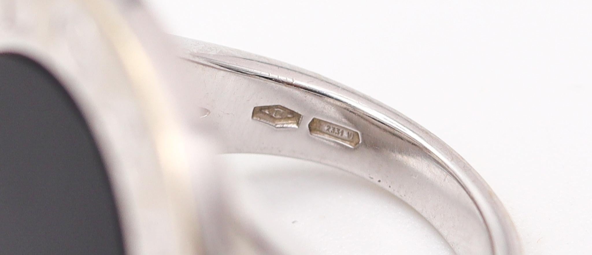 De las mujeres Anillo de cóctel BVLGARI Milano Signature de oro blanco de 18 quilates con ónix redondo en venta