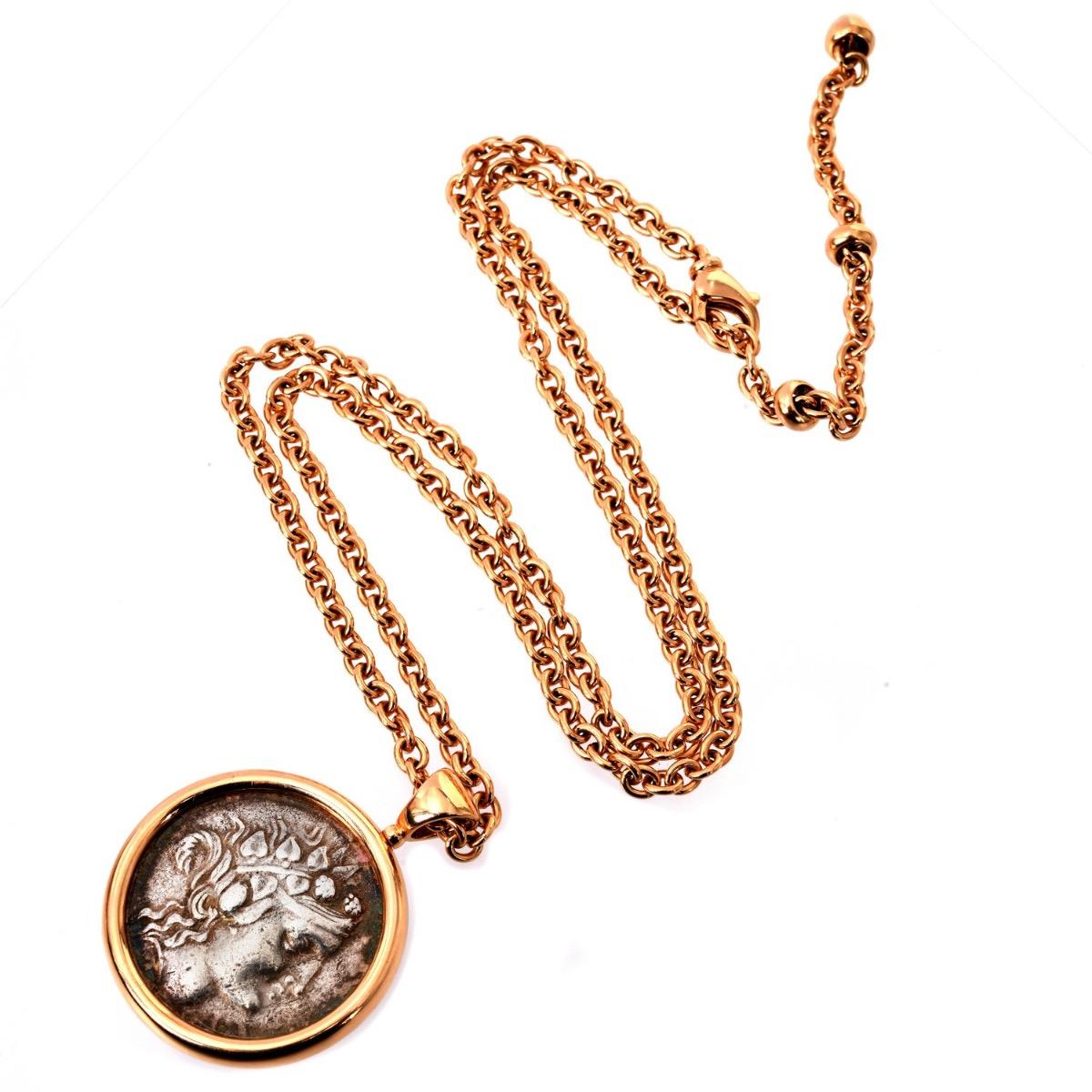 Collana a catena con ciondolo di monete antiche in oro rosa 18 carati di Bvlgari Monete in vendita 9