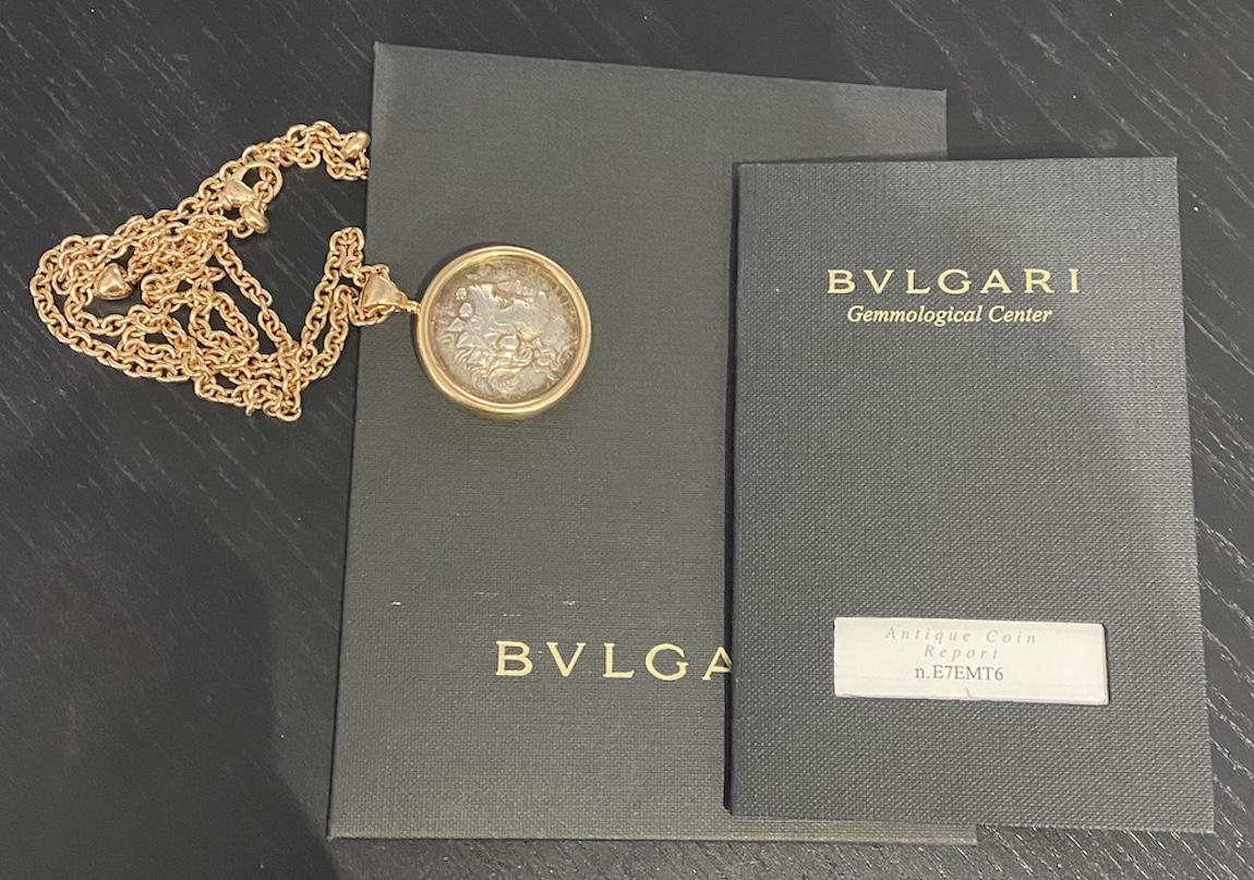 An exquisite statement of history and luxury, the Bvlgari Monete Pendant Necklace is crafted in rich 18K rose gold, weighing a substantial 74.1 grams for a truly luxurious feel.

Bvlgari, renowned for celebrating the grandeur of Imperial Rome, began
