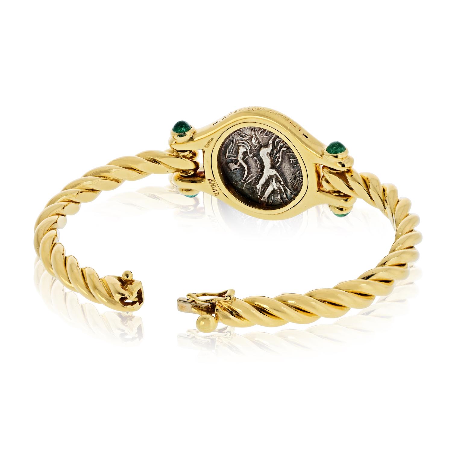 Bvlgari Monete 18K Yellow Gold Ancient Coin Flaminia 109-108 AC Bracelet In Excellent Condition In New York, NY