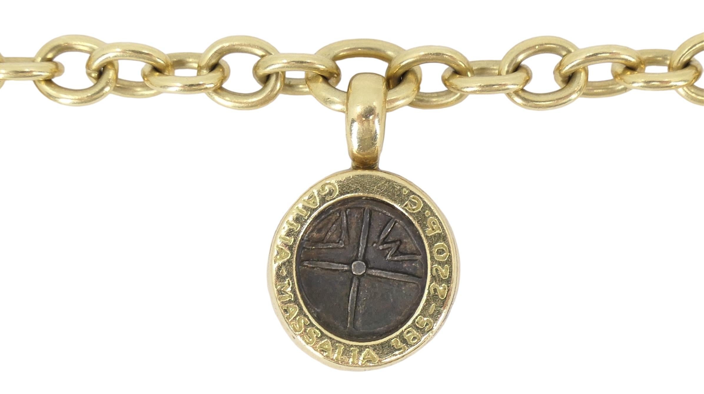 Bvlgari Monete Antike Münze 18k Gold Charm-Armband im Angebot 4