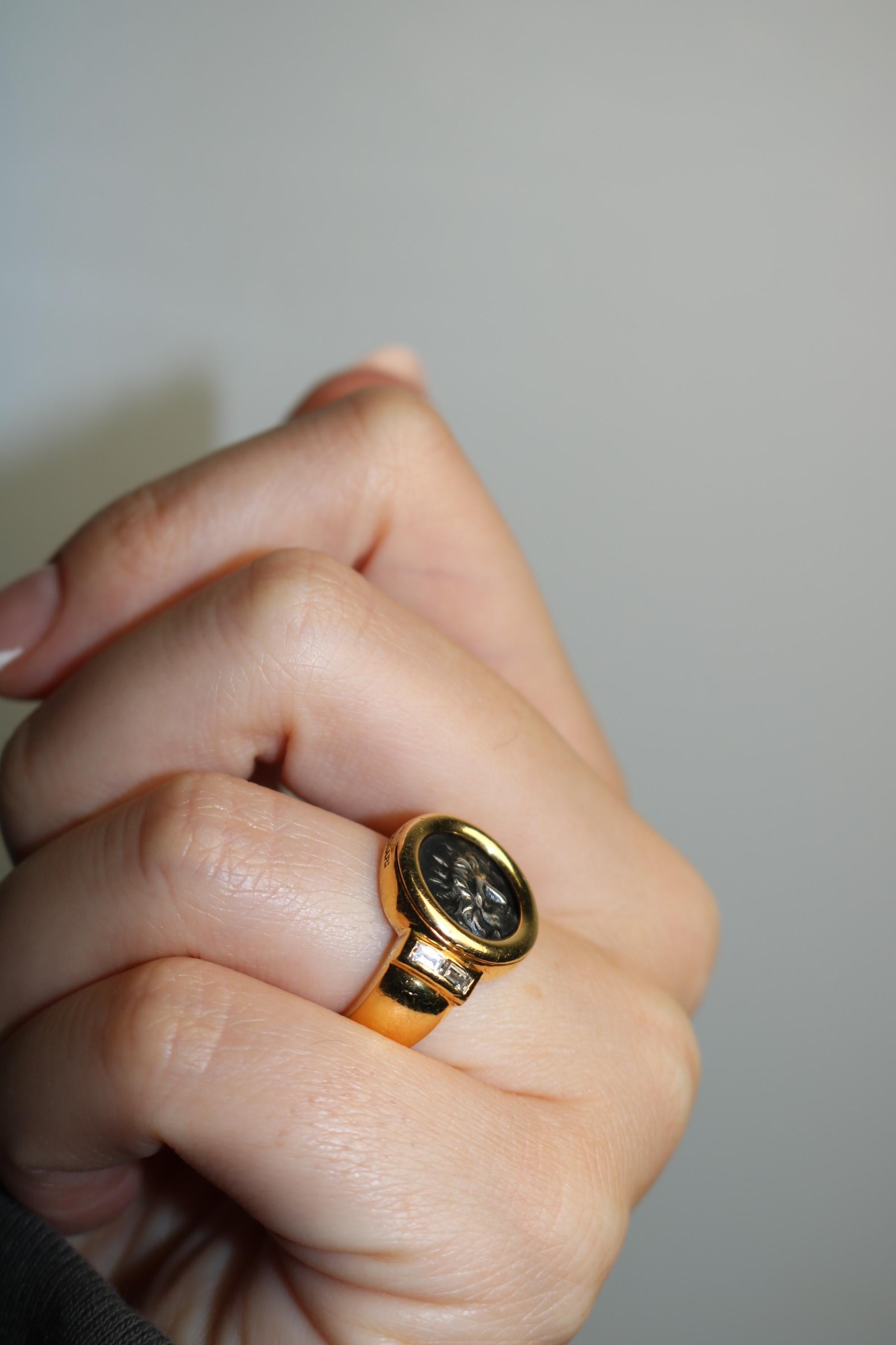 Bvlgari Monet Ancient Coin Diamond Ring Or jaune 18K Taille 5 en vente 6