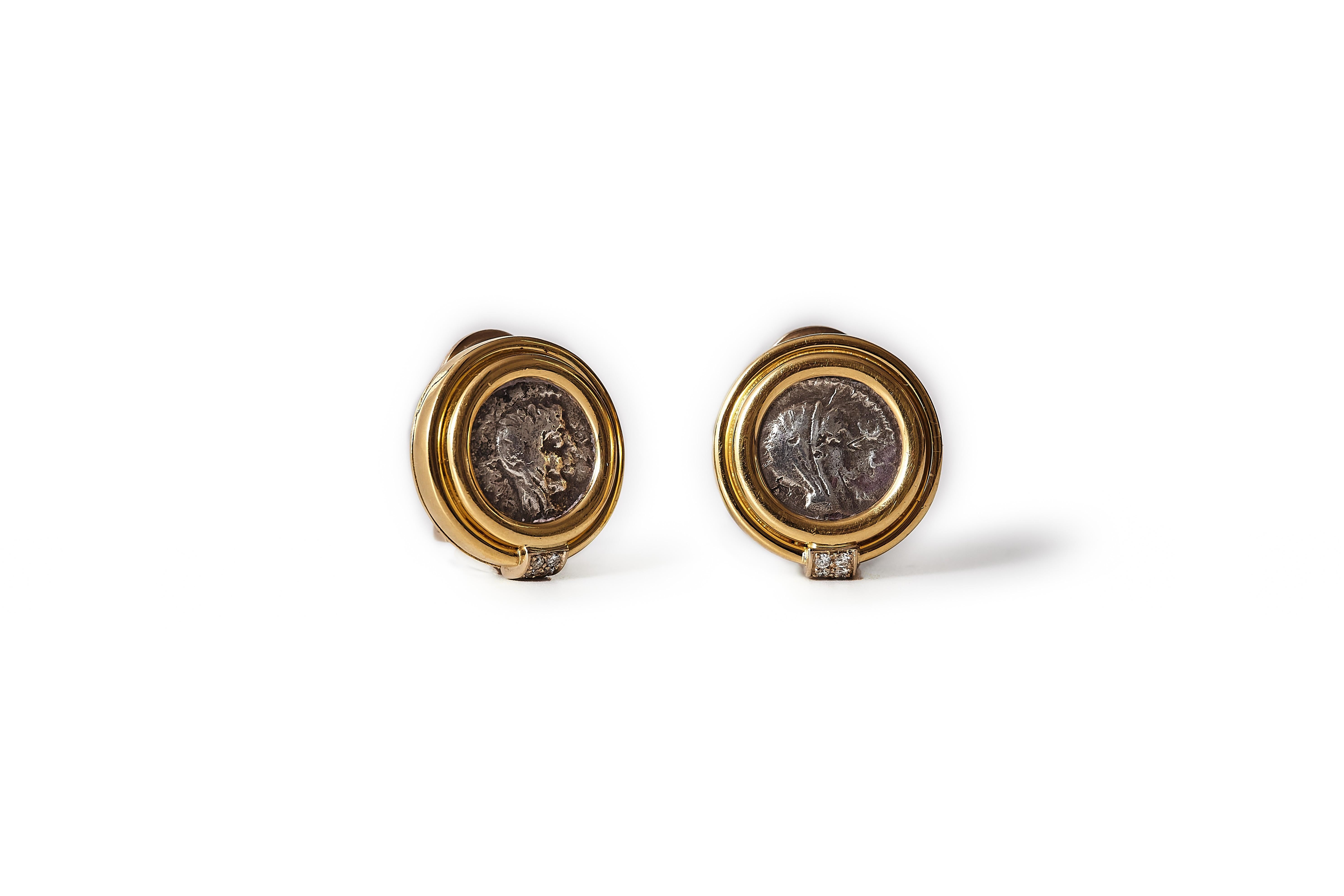 Rétro Bvlgari Monet, Faustina la Giovane, orecchini in oro 18 carati con diamanti. in vendita