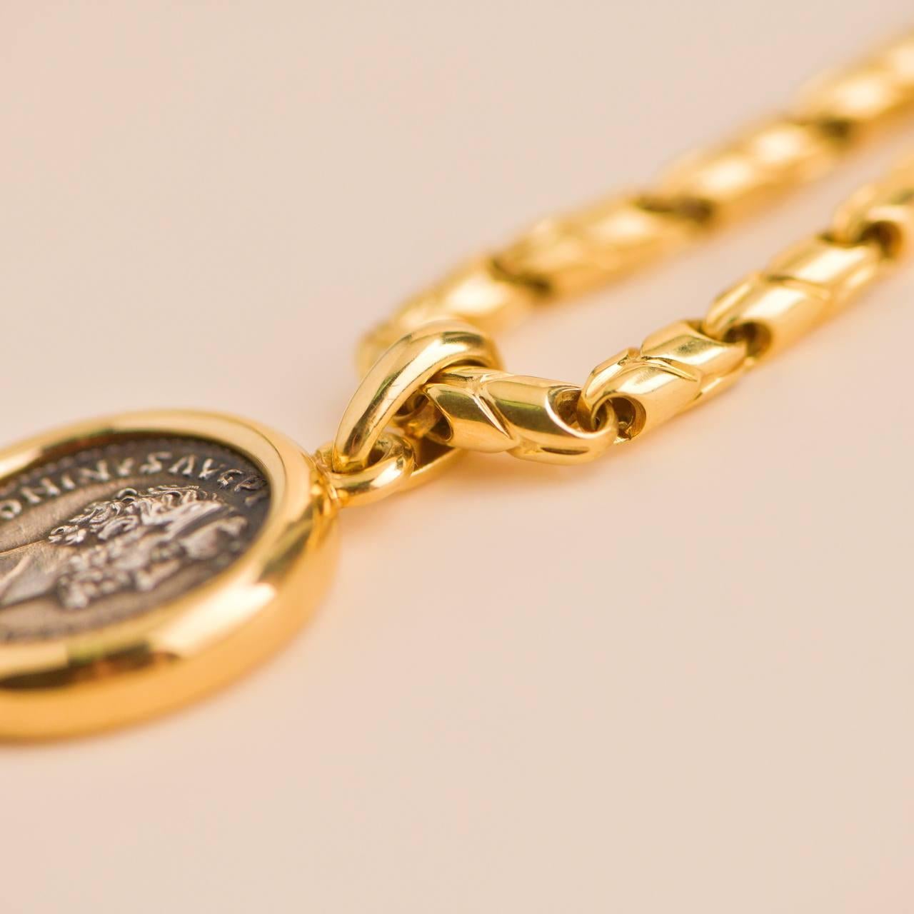 Bvlgari MONETE Halskette aus Gelbgold mit antiker Münze 3