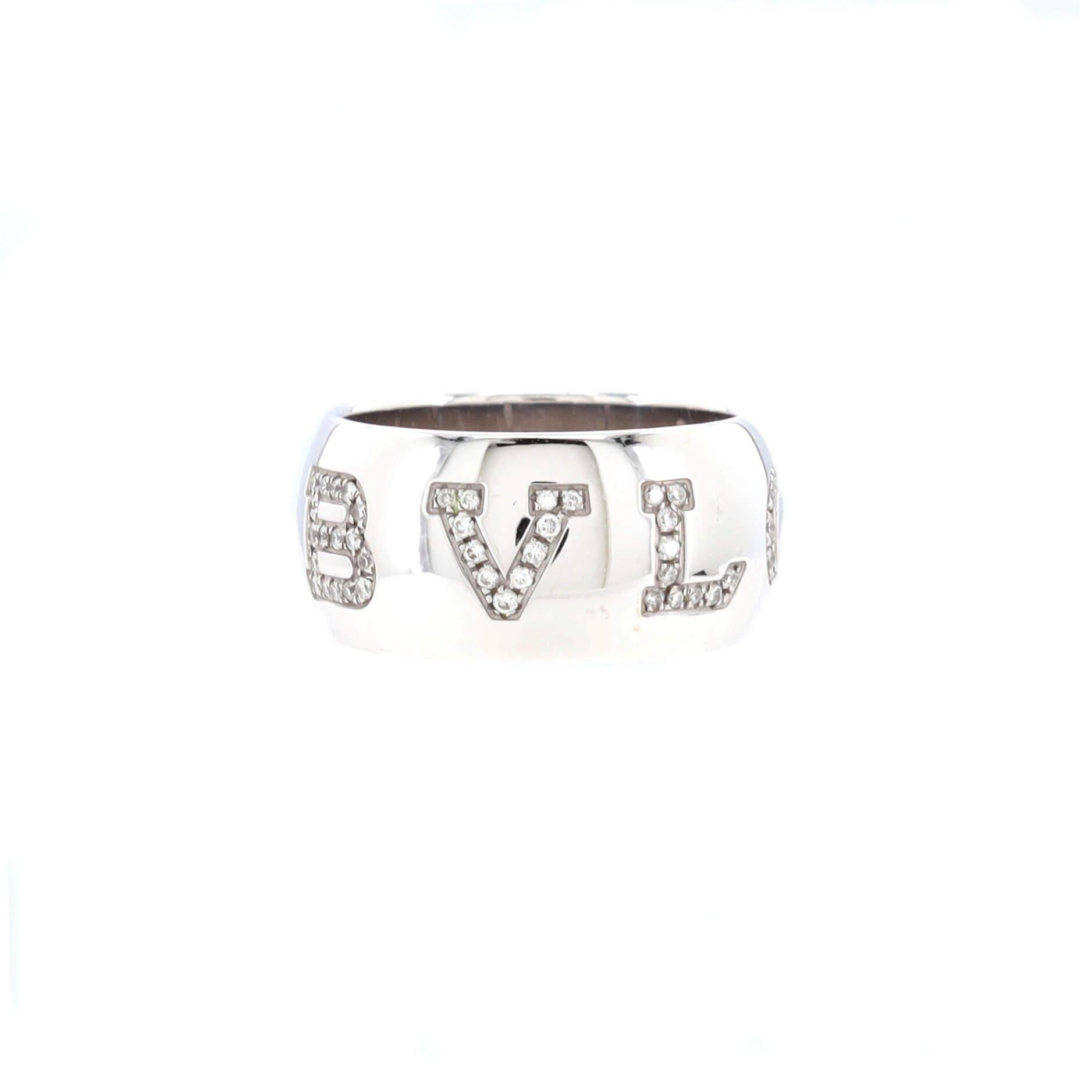 Condition: Great. Moderate wear throughout.
Accessories: No Accessories
Measurements: Size: 6.75 - 54, Width: 10.00 mm
Designer: Bvlgari
Model: Monologo Ring 18K White Gold with Diamonds
Exterior Color: White Gold
Item Number: 175154/13