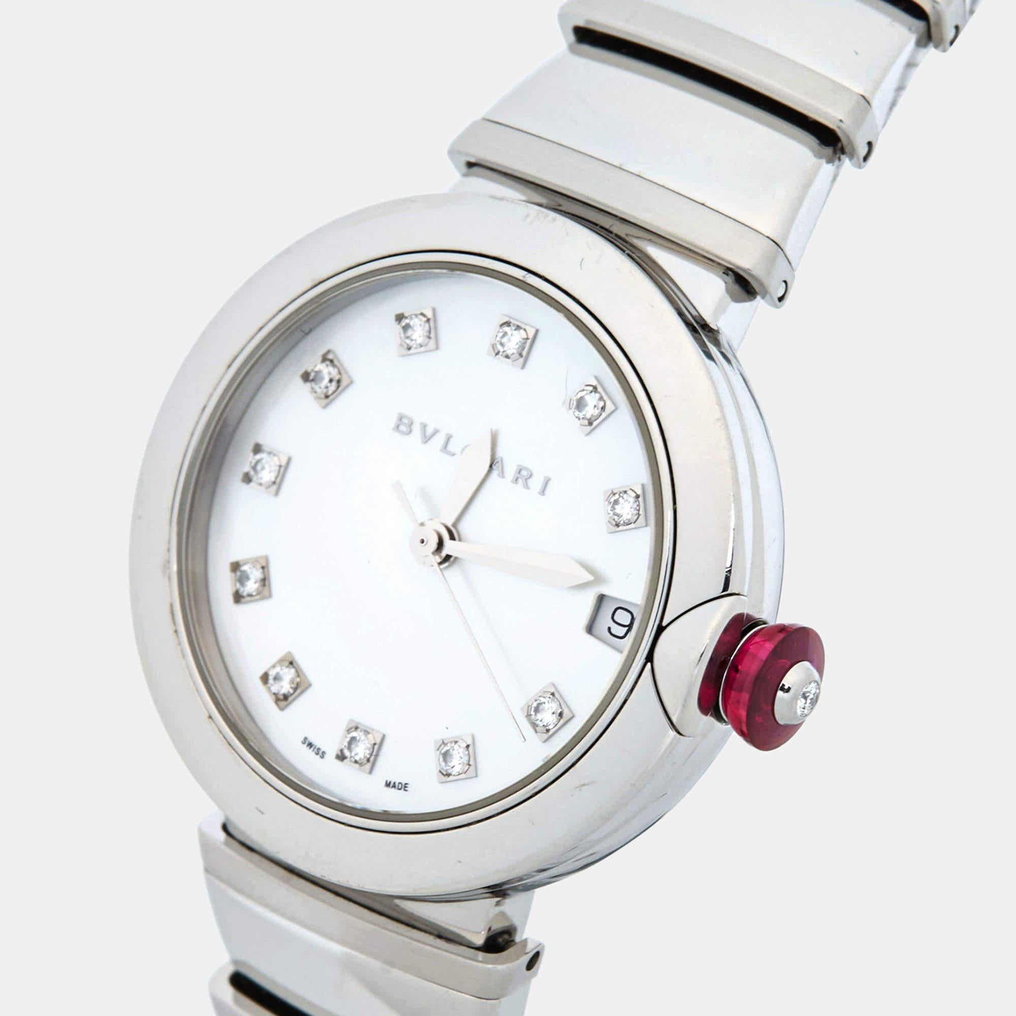 Bvlgari Montre-bracelet pour femme Lvcea LU 33 S en acier inoxydable, nacre et diamants Pour femmes en vente