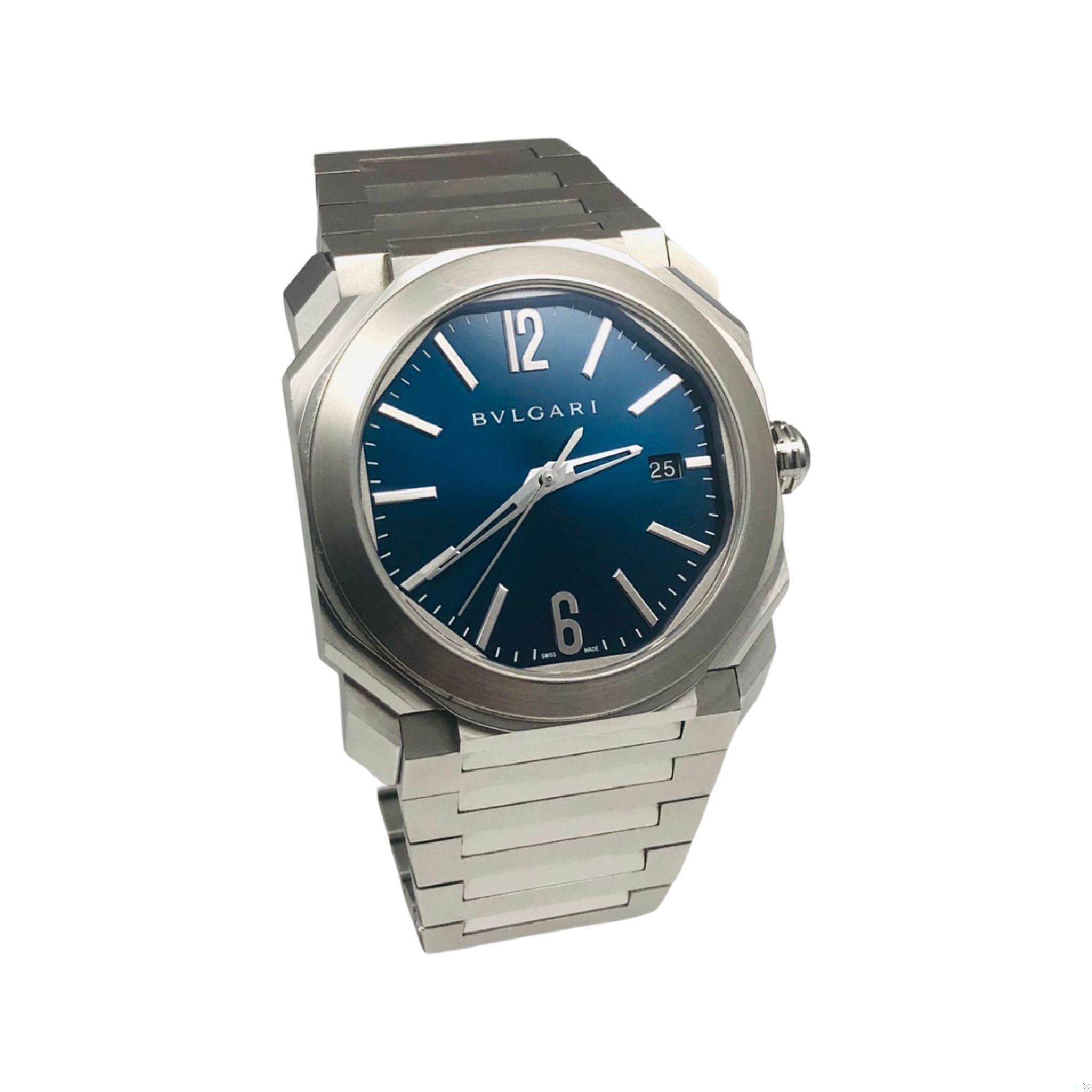 Bvlgari Octo Ref. BGO38S Blue Dial Stainless Steel 40 mm Watch In Excellent Condition For Sale In Miami, FL