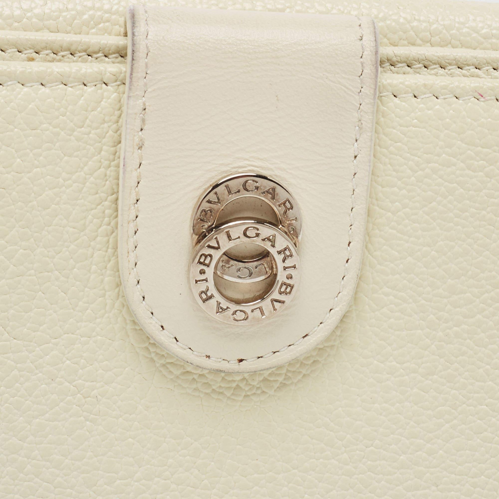 Bvlgari Off White Leather Icon Bit French Wallet For Sale 2