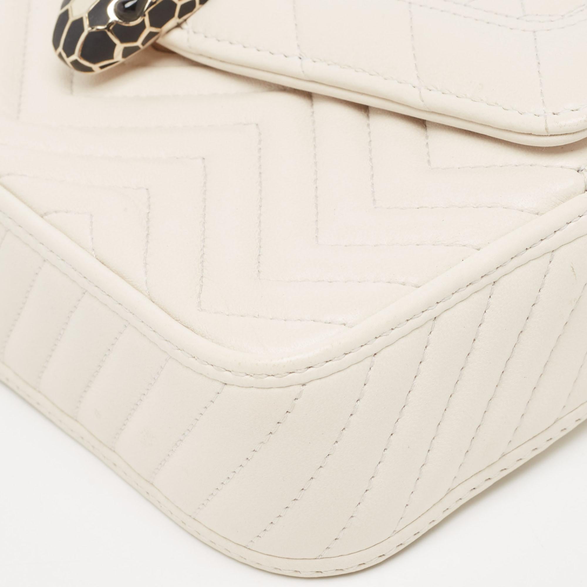 Bvlgari Off White Quilted Leather Serpenti Forever Convertible Belt Bag For Sale 4
