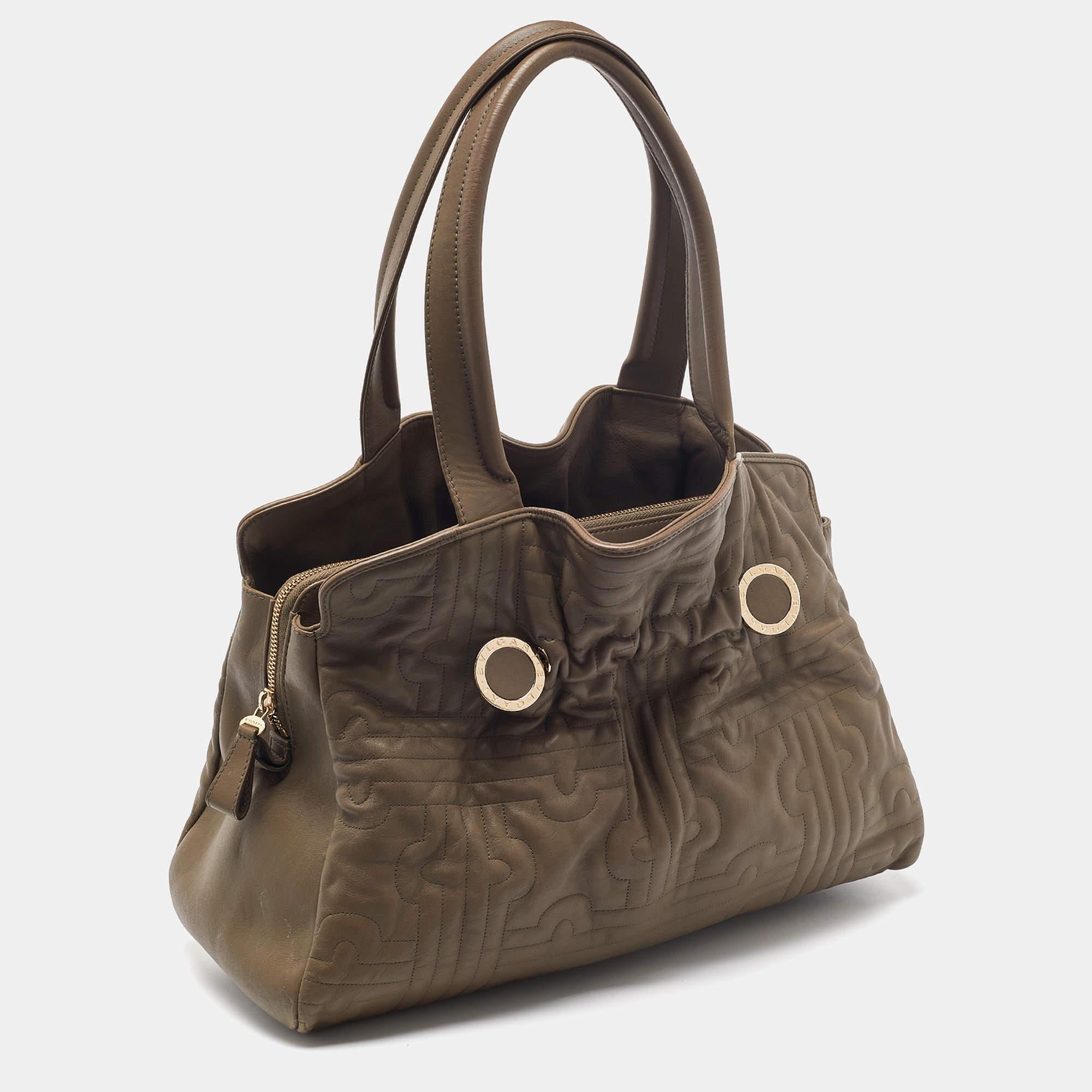 Bvlgari Olive Green Leather Plisse Twist Shoulder Bag In Good Condition For Sale In Dubai, Al Qouz 2