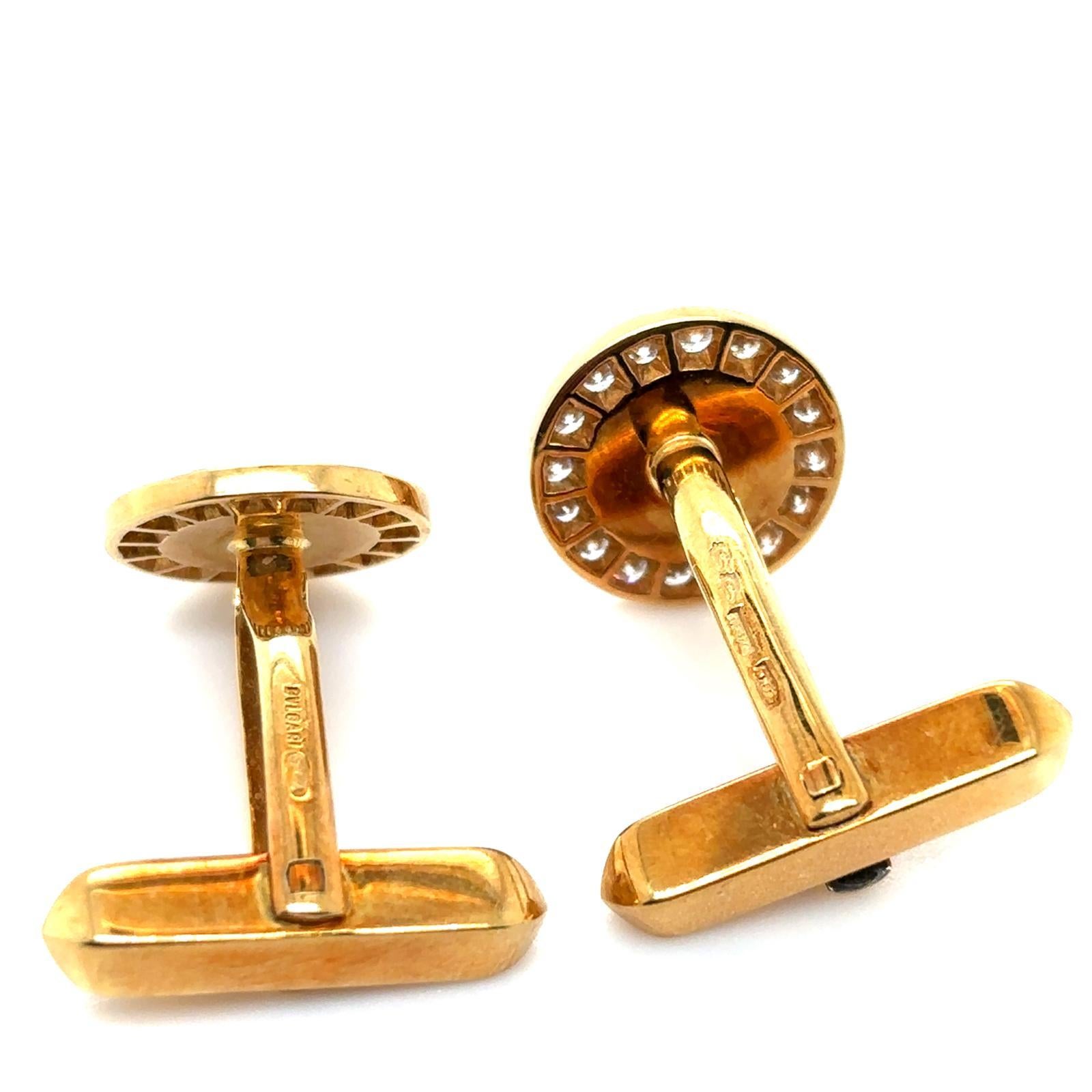 Ensemble boutons de manchette et clous de chemise Bvlgari en or rose 18 carats, onyx et diamants en vente 2