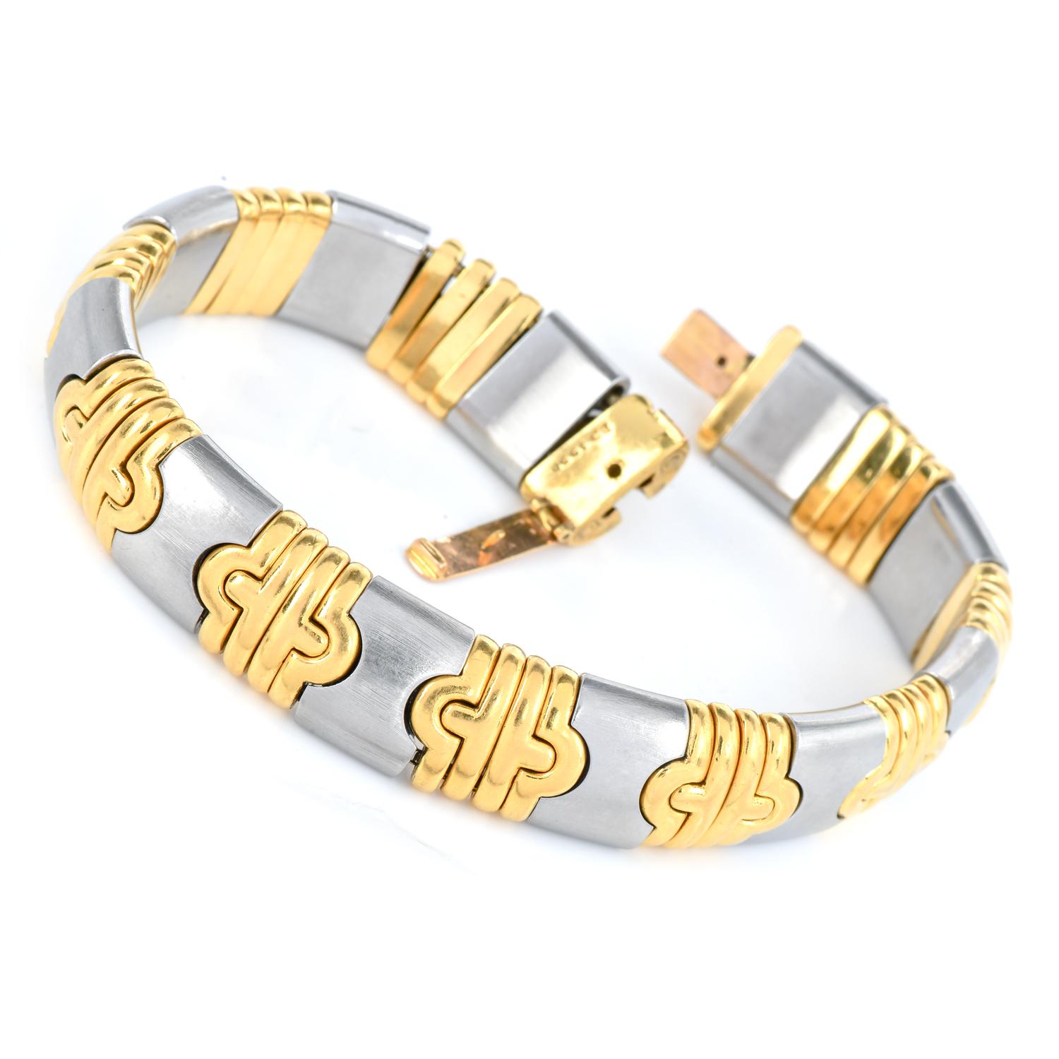 Exquisites Bvlgari Parentesi Gliederarmband, 

Die Zweifarbigkeit wird durch die Verbindung von 18K Gelbgold und Stahl erzeugt.

Es ist hochglanzpoliertes Gold mit einem satinierten Stahlglied, was dieses Armband zu einem großartigen Kompliment