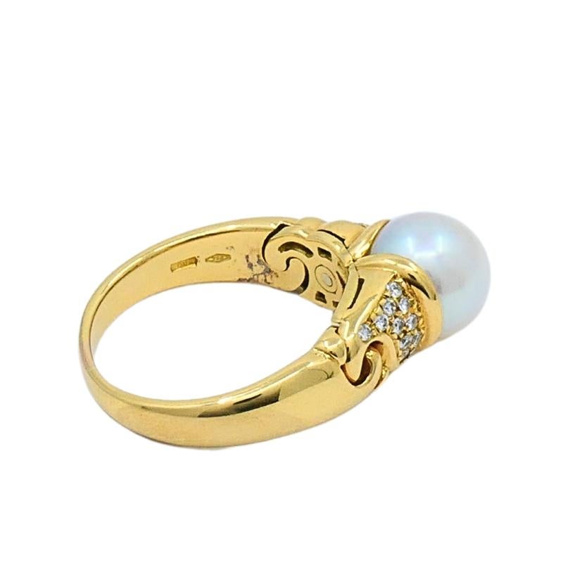 Bvlgari Cocktailring aus 18 Karat Gold mit Perlen und Diamanten im Angebot 1
