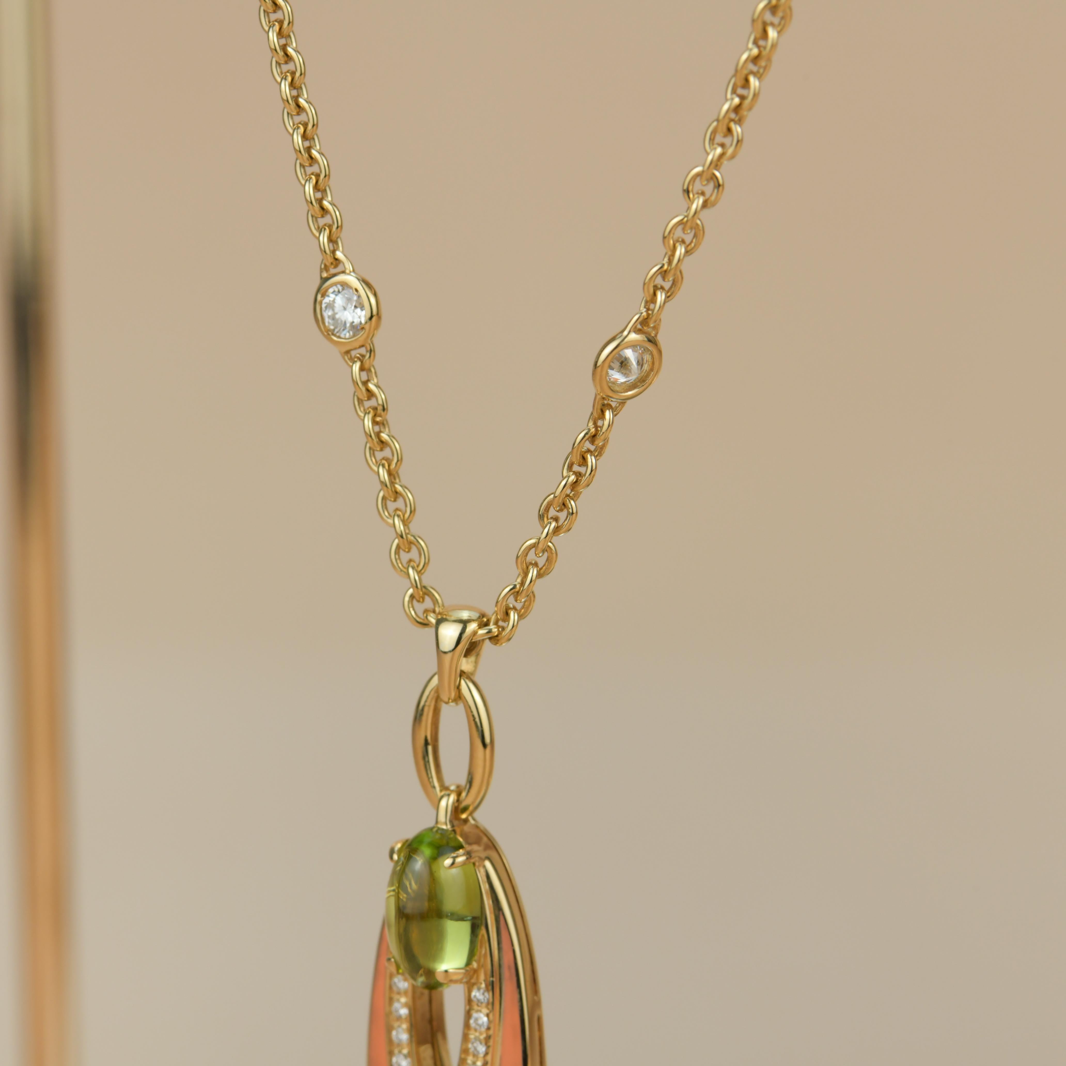Brilliant Cut Bvlgari Peridot Diamond 18K Gold Pendant Necklace For Sale
