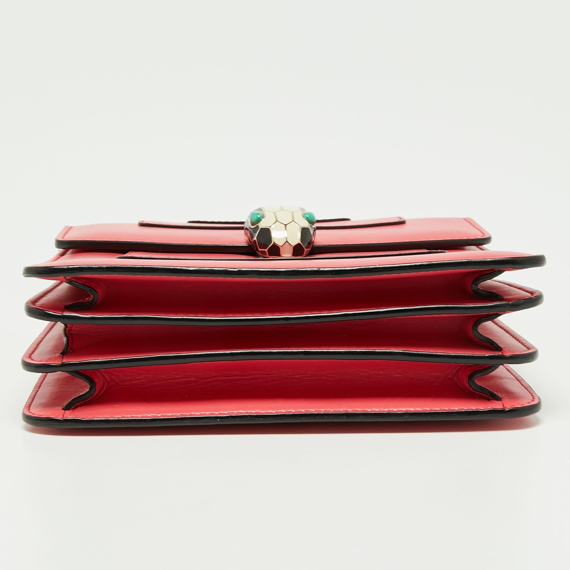 Bvlgari Pink Leather Serpenti Forever Flap Top Handle Bag In Good Condition In Dubai, Al Qouz 2