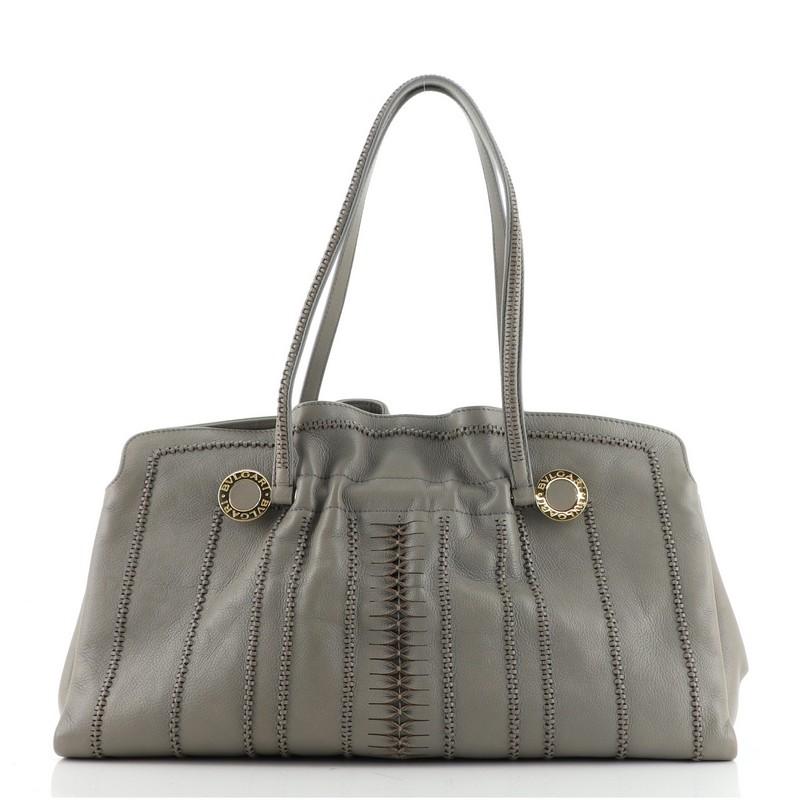 Bvlgari plissierte Tote aus genähtem Leder groß (Grau)