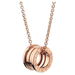 Collier à ressort de la célèbre collection B.ZERO1 de Bvlgari, en or rose 18 carats