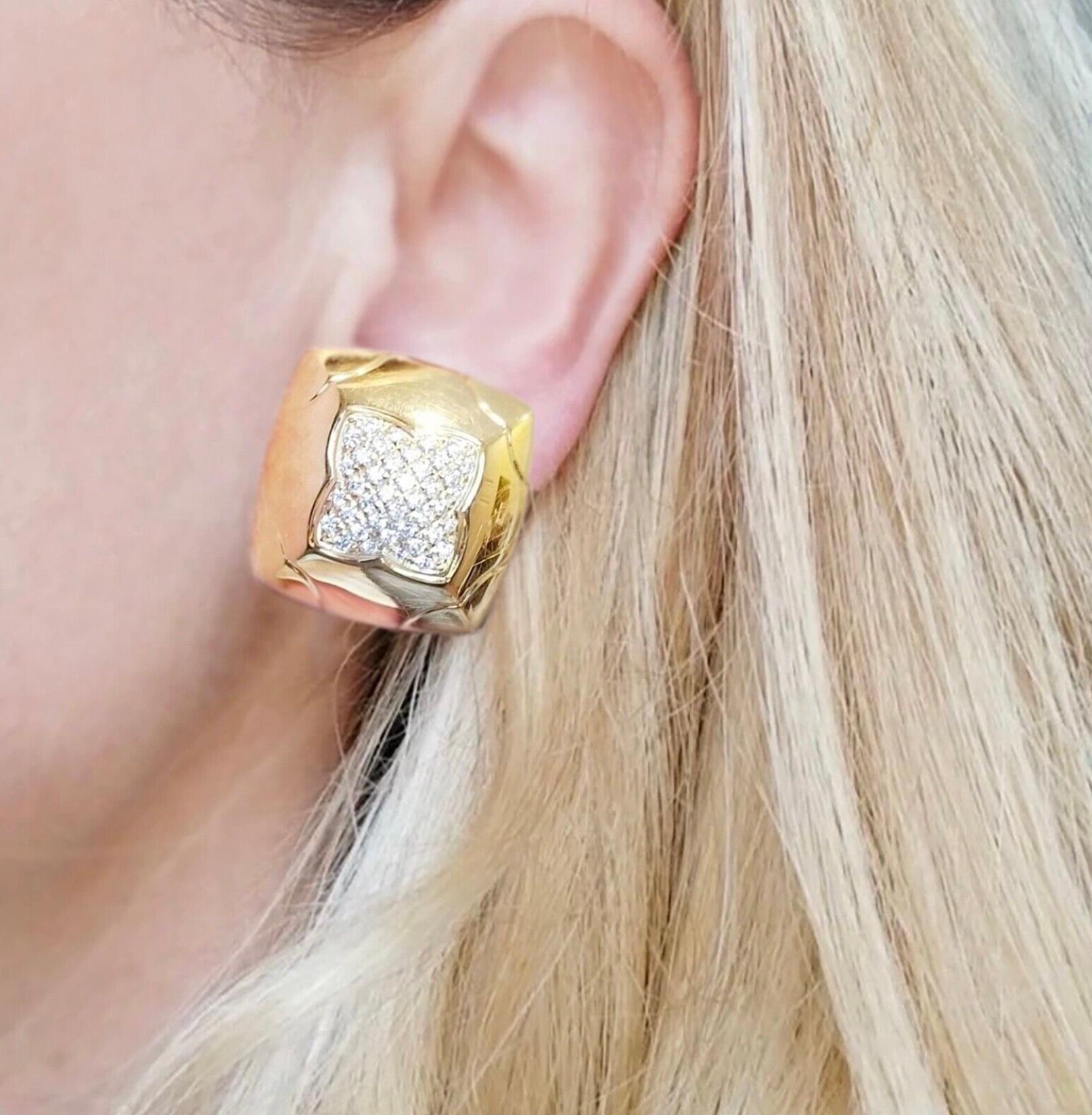 Bvlgari  Pyramid 18k Yellow Gold Diamond Earrings en vente 4