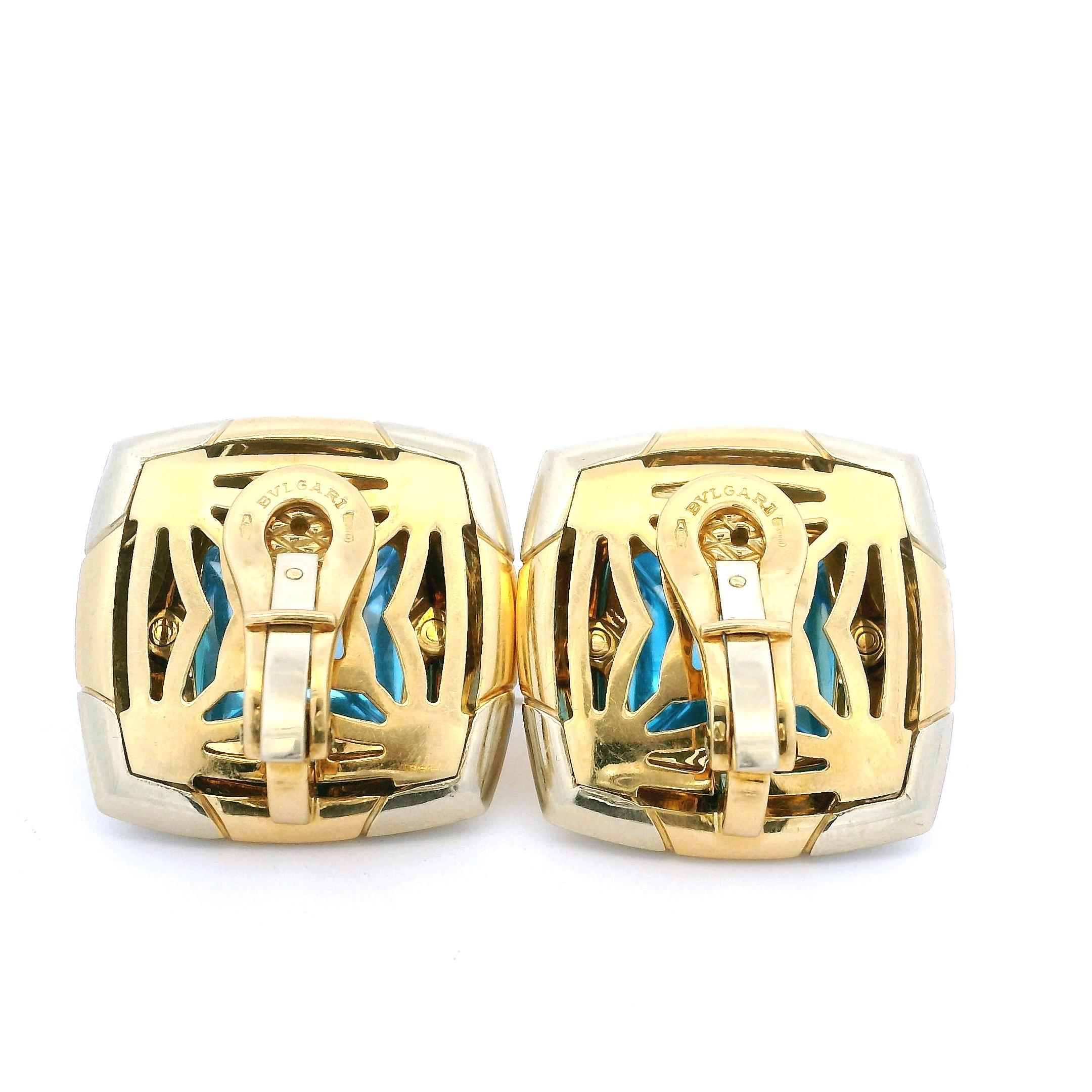 Bvlgari Boucles d'oreilles pyramide en or jaune 18 carats avec topaze bleue - Signé en vente 8
