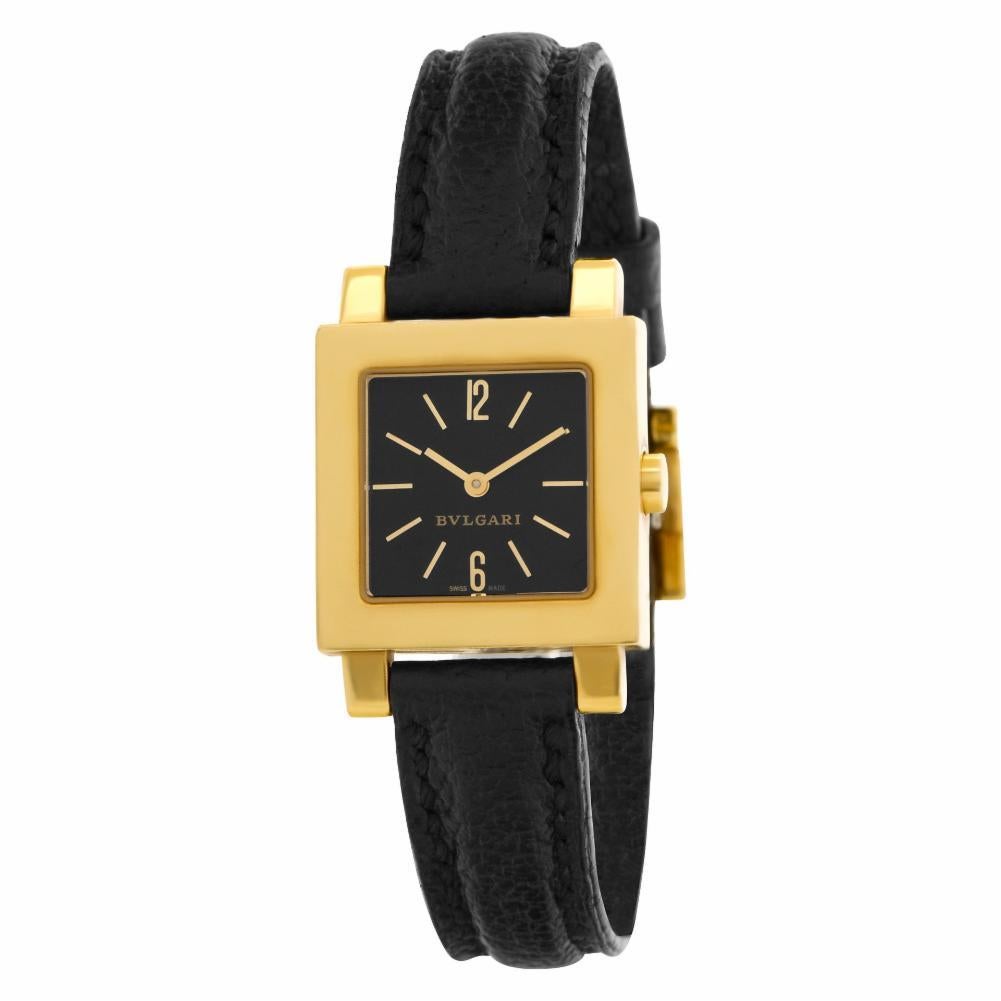 Bvlgari Quadrato in 18k yellow gold with original 18k yellow gold buckle. Quartz. Ref SQ22GL. Circa 1990s. Fine Pre-owned Bvlgari / Bulgari Watch. Certified preowned Classic Bvlgari Quadrato SQ22GL watch is made out of yellow gold on a Black Leather