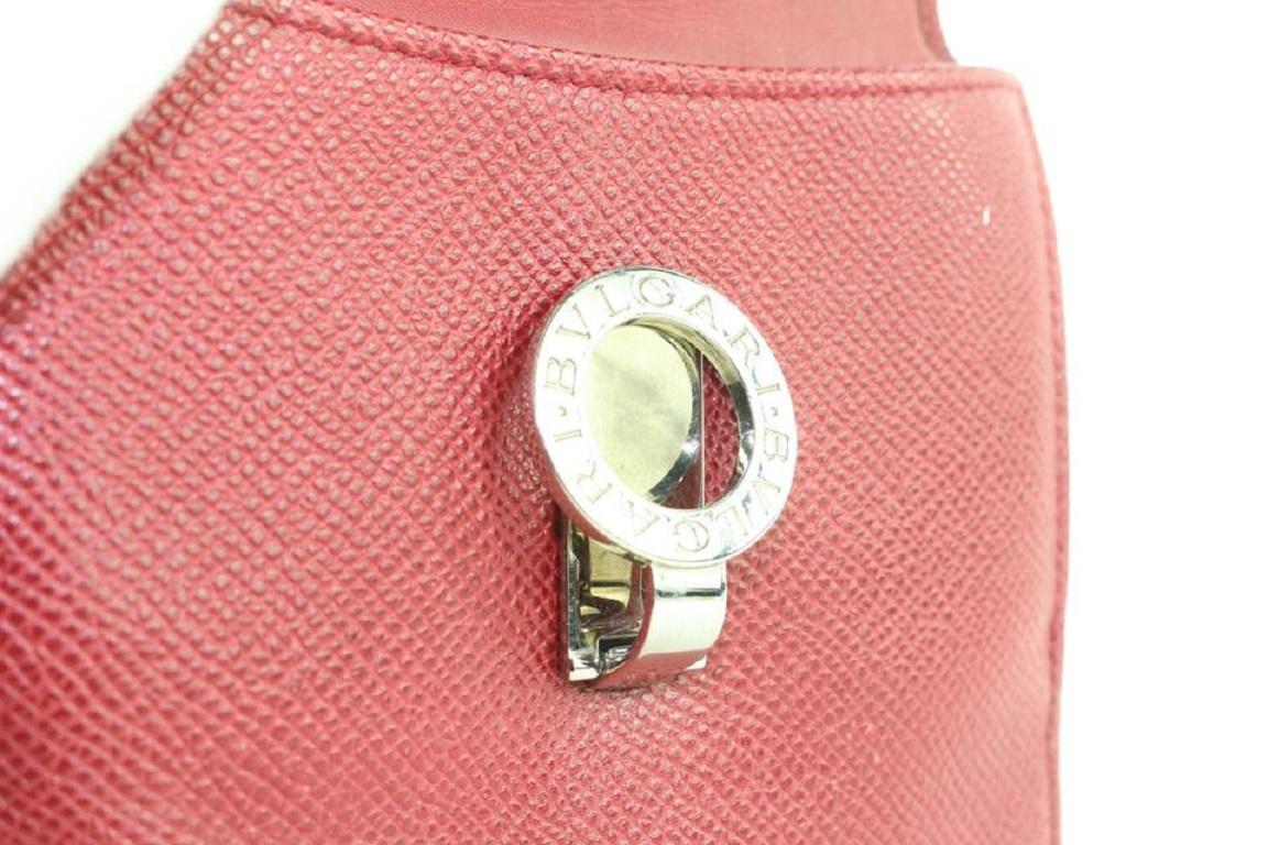 BVLGARI Red Leather Compact Flap Wallet 675bvl318 In Good Condition For Sale In Dix hills, NY