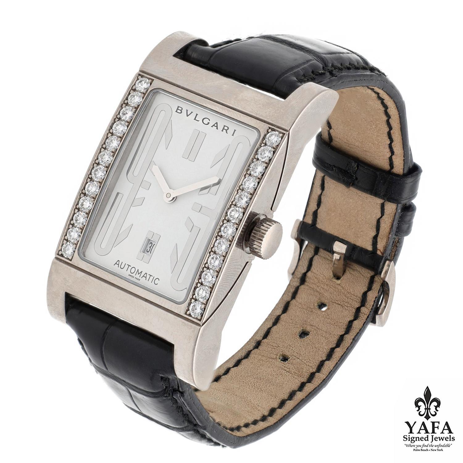 Grundlegende Informationen
- Marke: Bulgari
- Modell: Rettangolo
- Referenznummer: RT W45 G
- Uhrwerk: Automatik
Komplikationen: Datum
- Gehäusegröße: 45MM
- Zifferblatt: Weiß
- MATERIAL des Gehäuses: 18K Weißgold, Diamantschienen
- MATERIAL des
