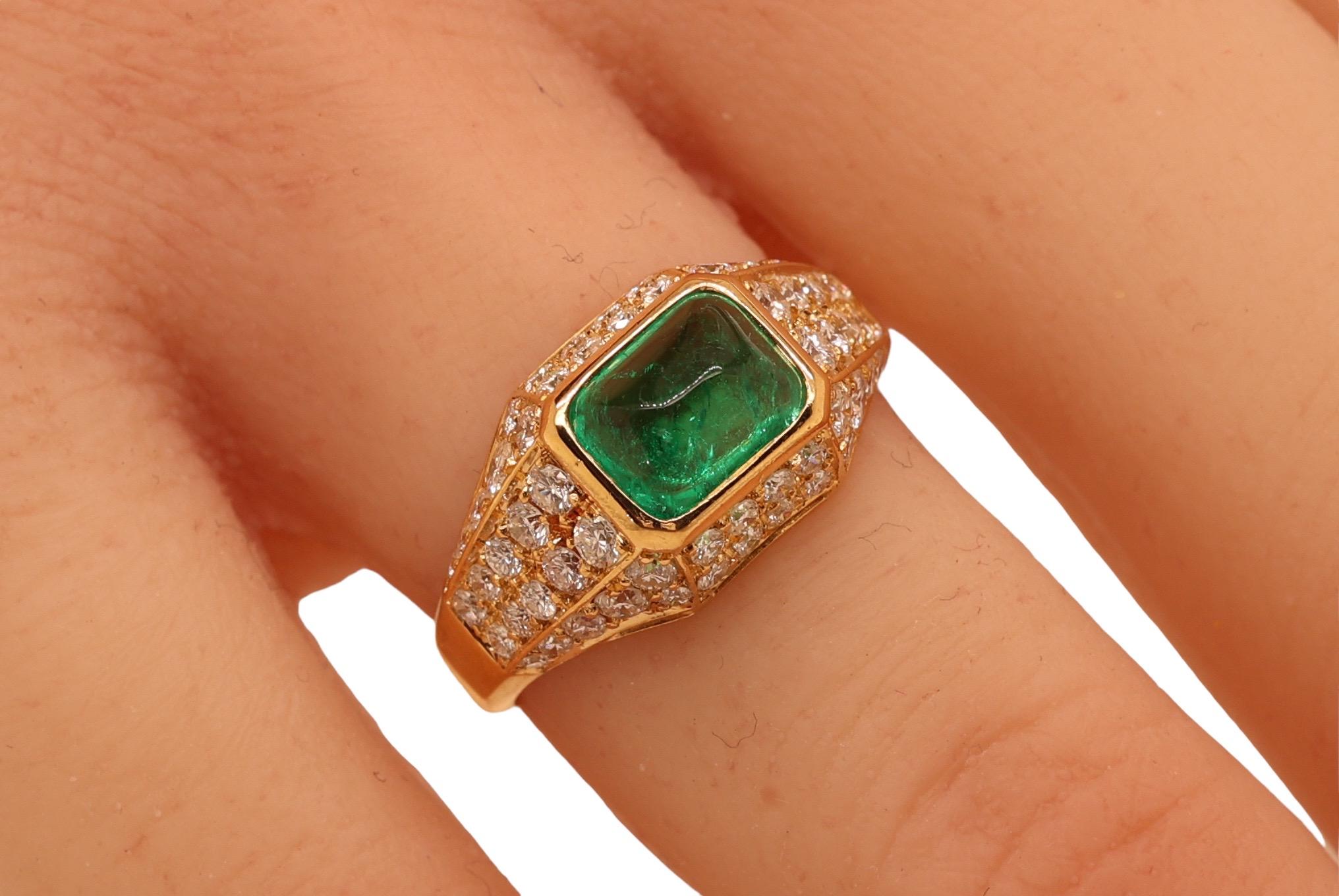 Bvlgari Ring 0.93ct Sugarloaf Cabochon Emerald & Diamonds, Estate Sultan Oman For Sale 7