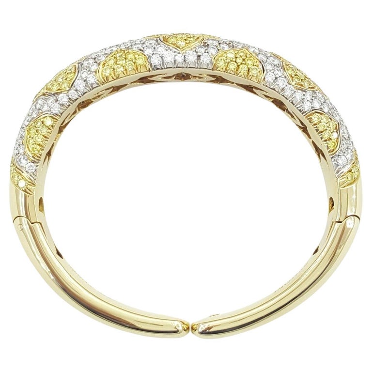 Bracelet Jonc En Or Jaune 18 Carats - Perles Akoya Et Diamants Jaunes - Marque Alessio Boschi - Occasion