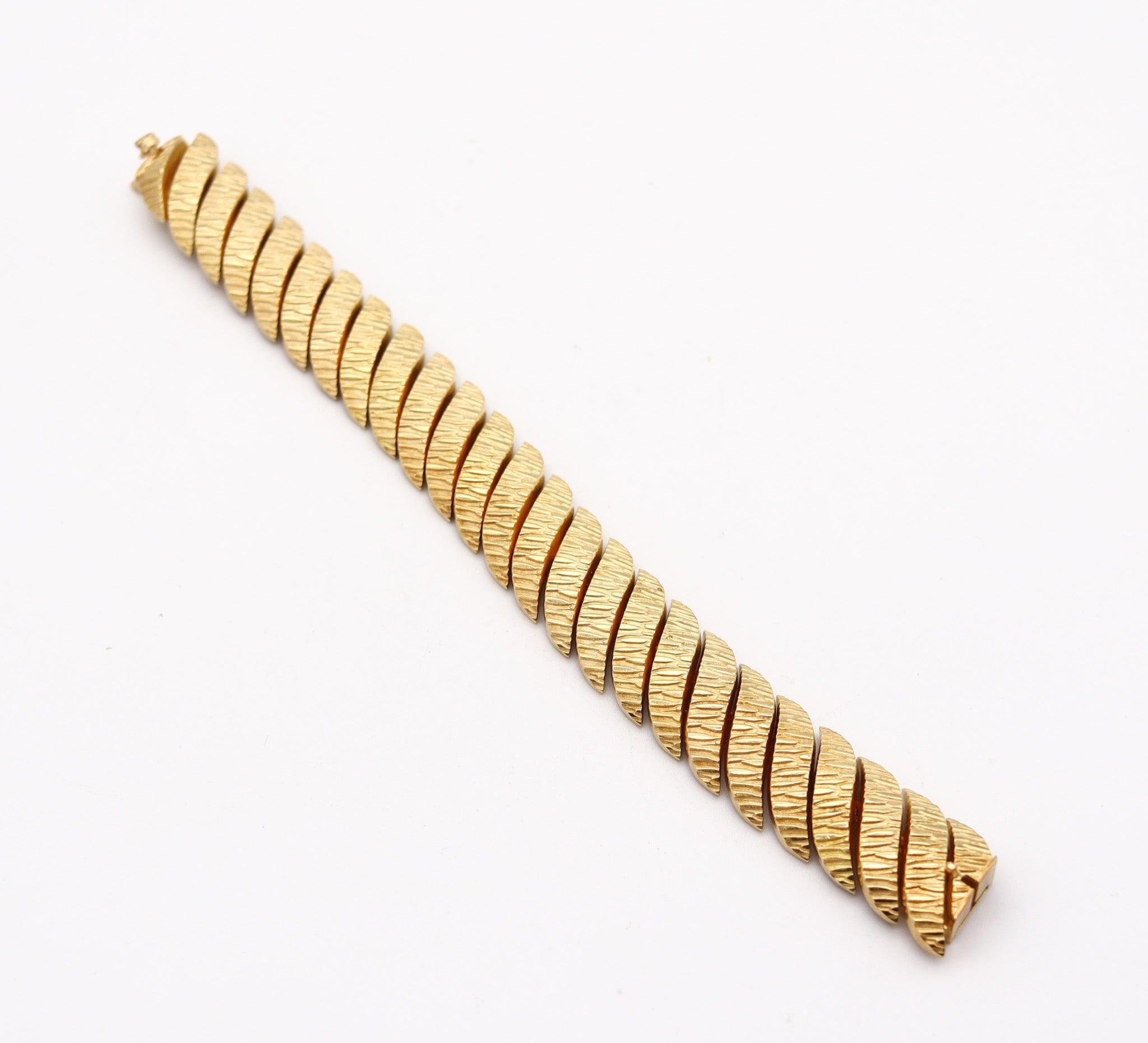 BVLGARI Roma 1960 Bracciale flessibile articolato in oro giallo massiccio 18Kt in vendita 1