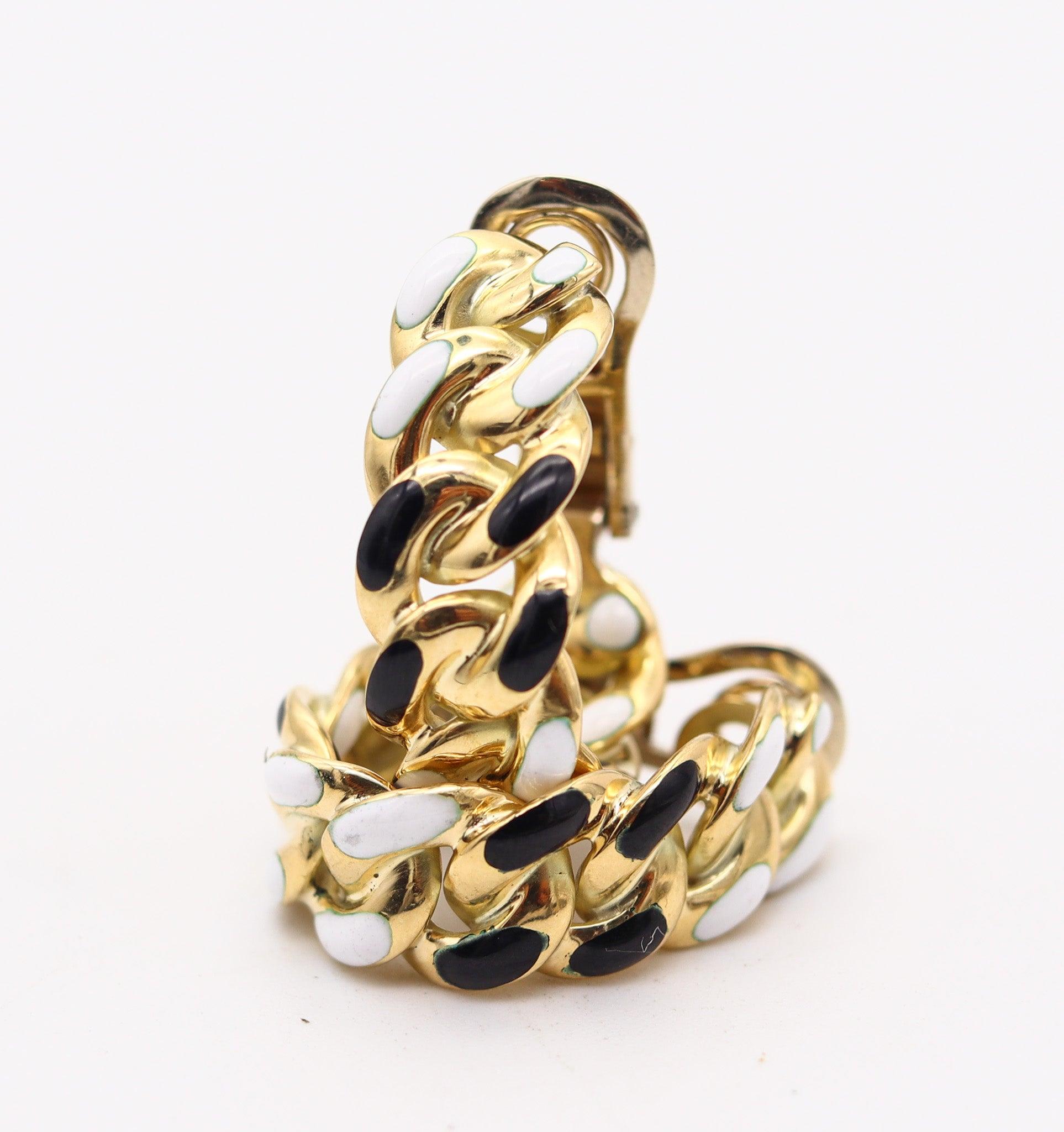 BVLGARI Roma 1970 Créoles émaillées en or jaune massif 18 carats Excellent état - En vente à Miami, FL